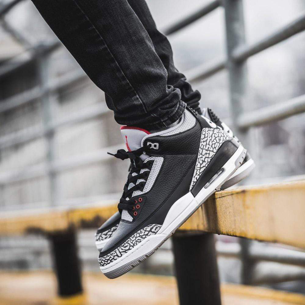 Air Jordan 3 Retro OG 'Black Cement' - Image 7