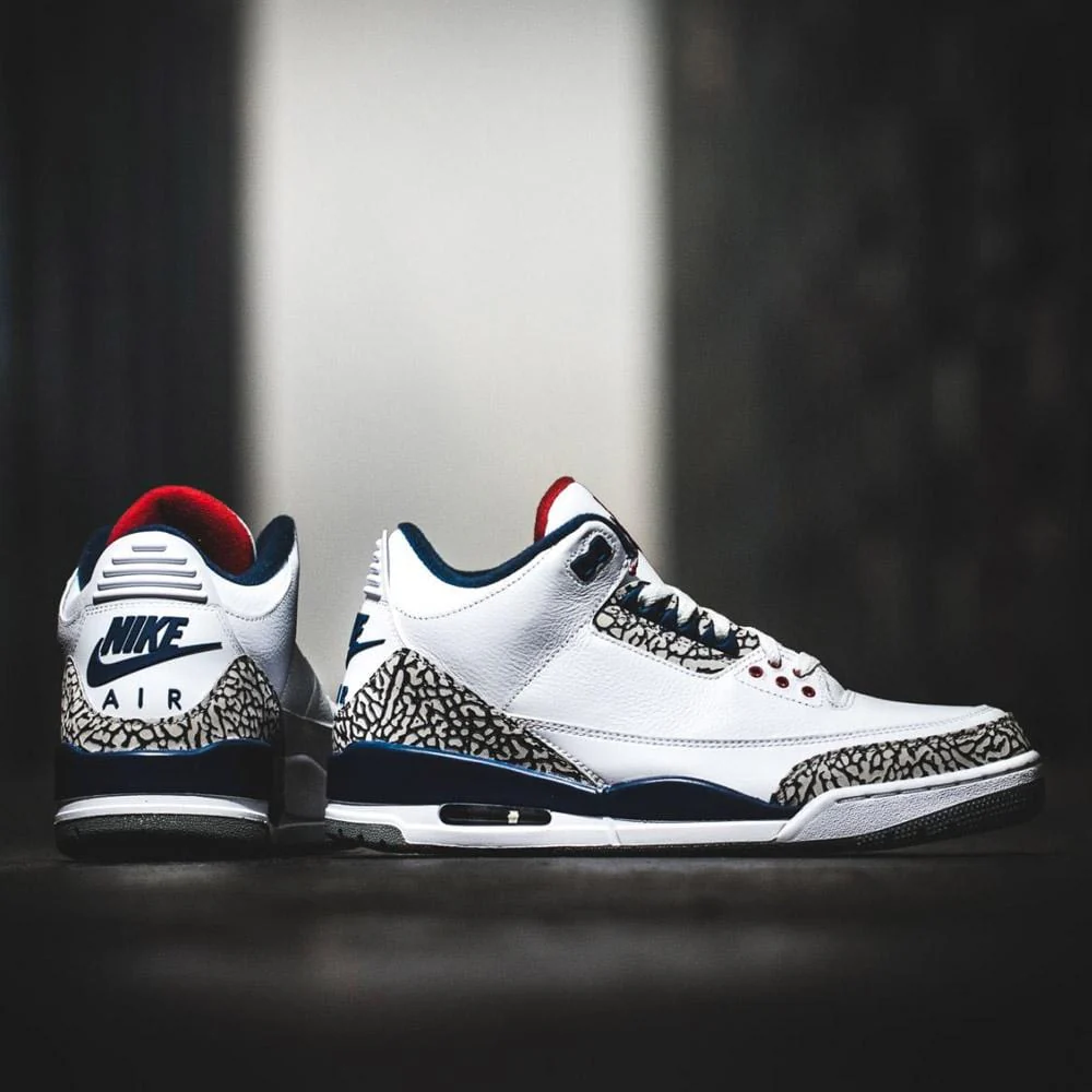 Air Jordan 3 Retro OG True Blue - Image 3