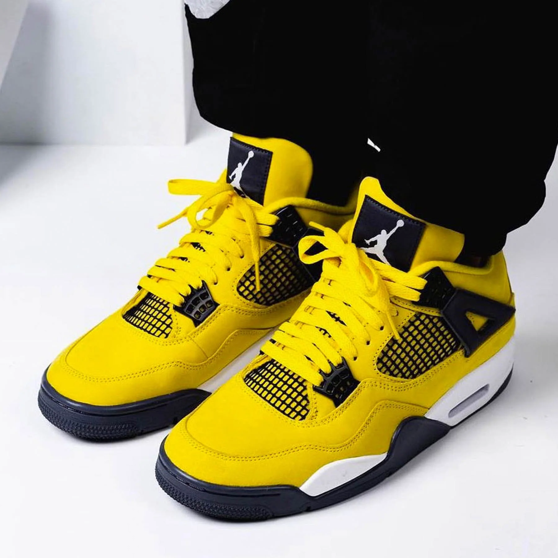 Air Jordan 4 Retro 'Lightning' 2021 - Image 7