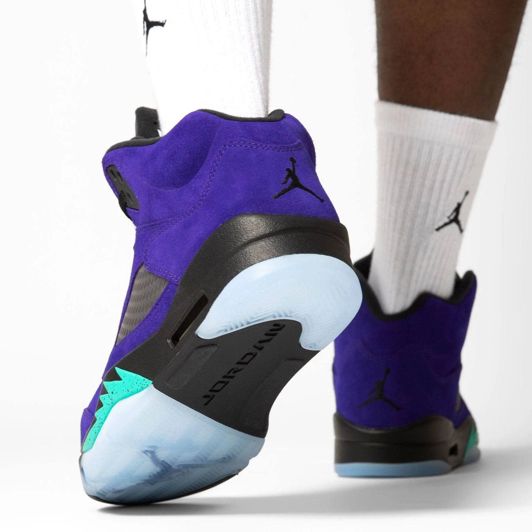 Air Jordan 5 Retro 'Alternate Grape' - Image 7