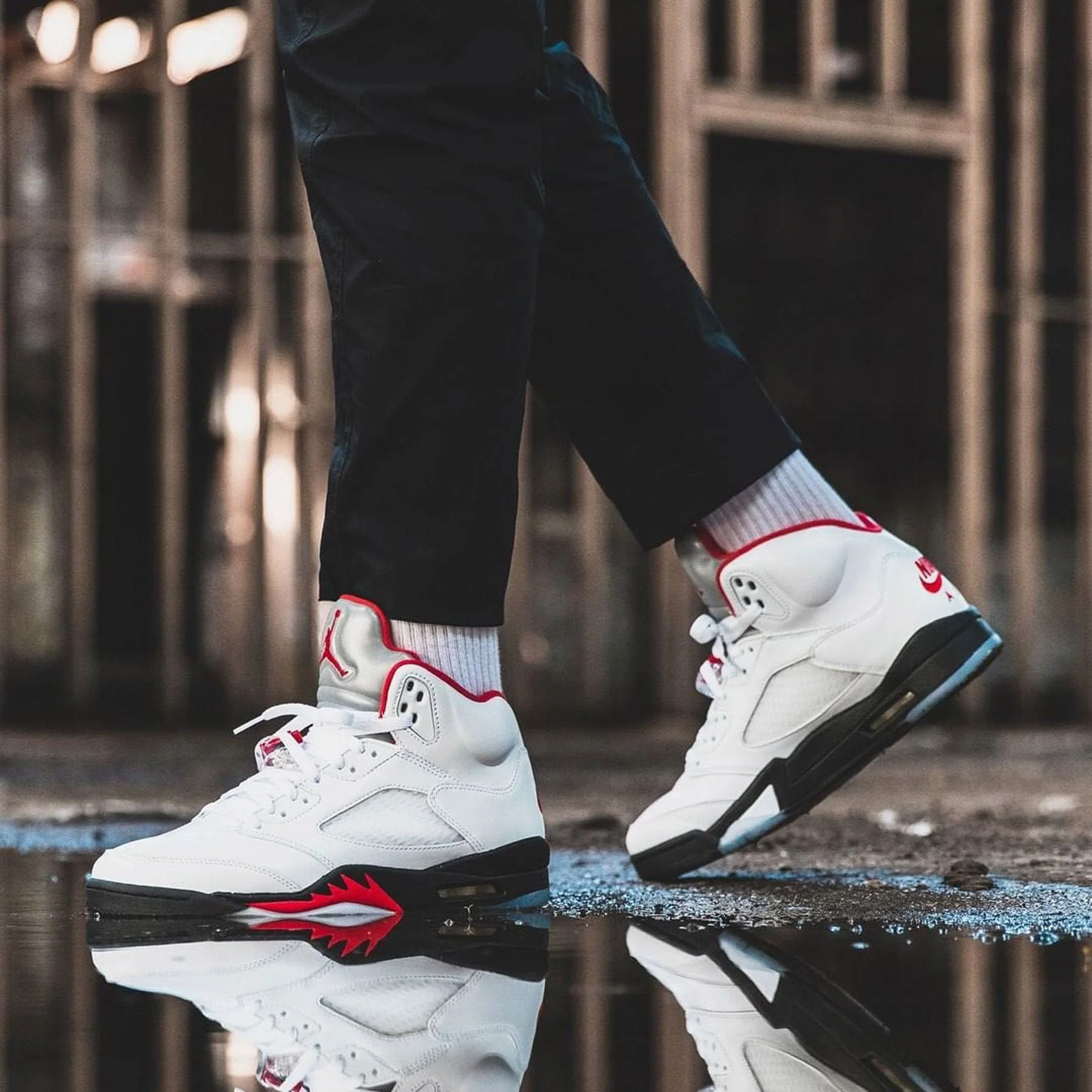 Air Jordan 5 Retro 'Fire Red' 2020 - Image 6