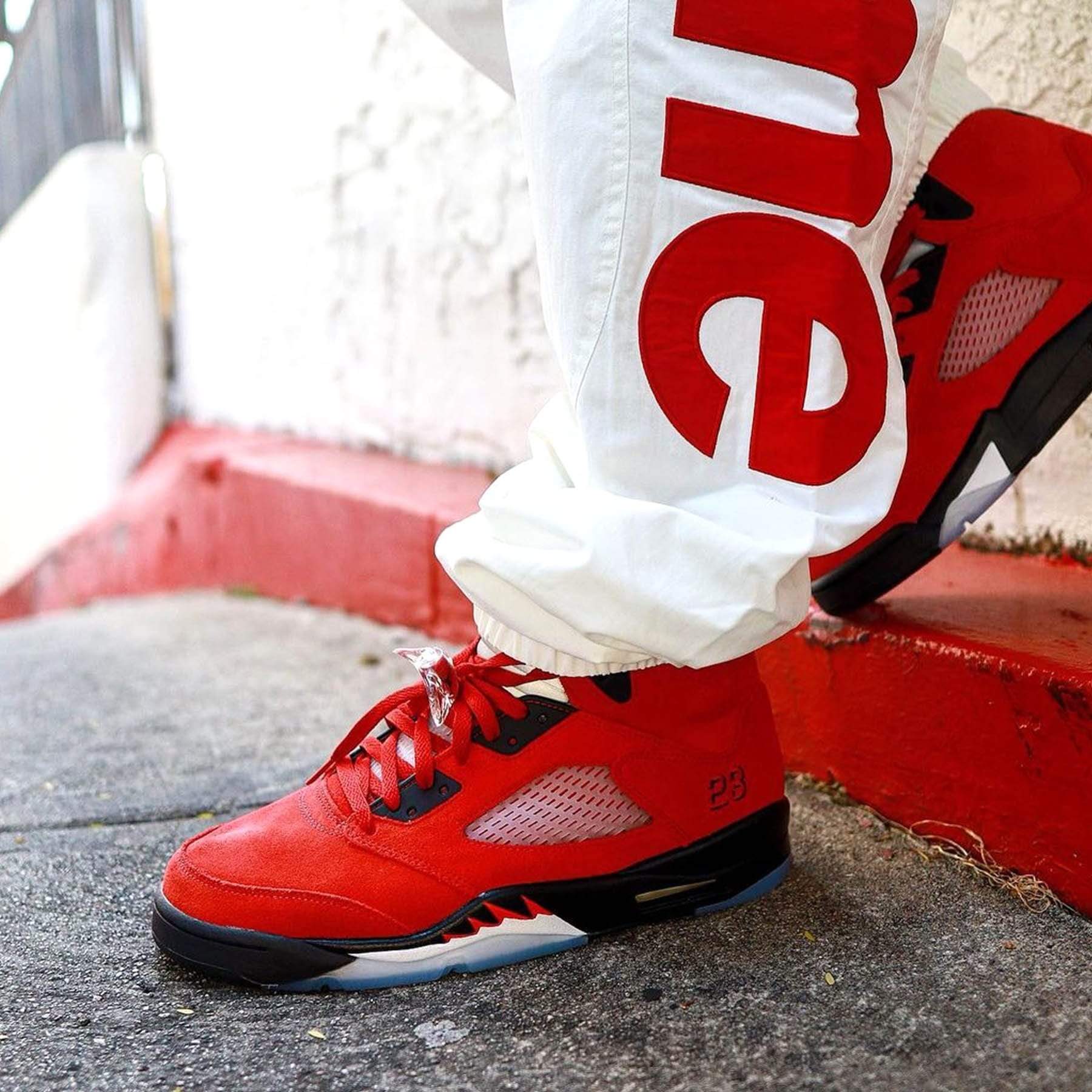 Air Jordan 5 Retro 'Raging Bull' 2021 - Image 7