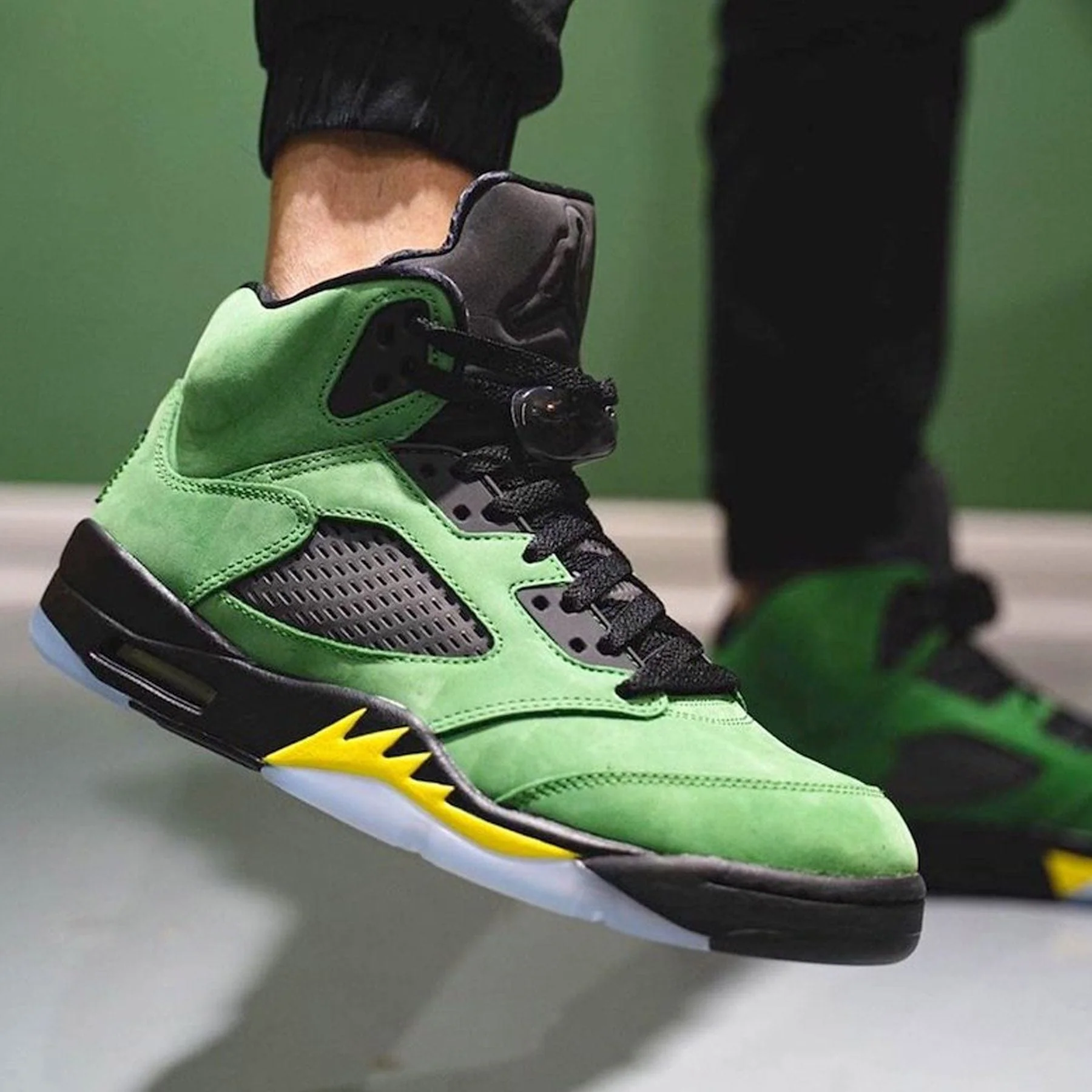 Air Jordan 5 Retro SE 'Oregon' - Image 6
