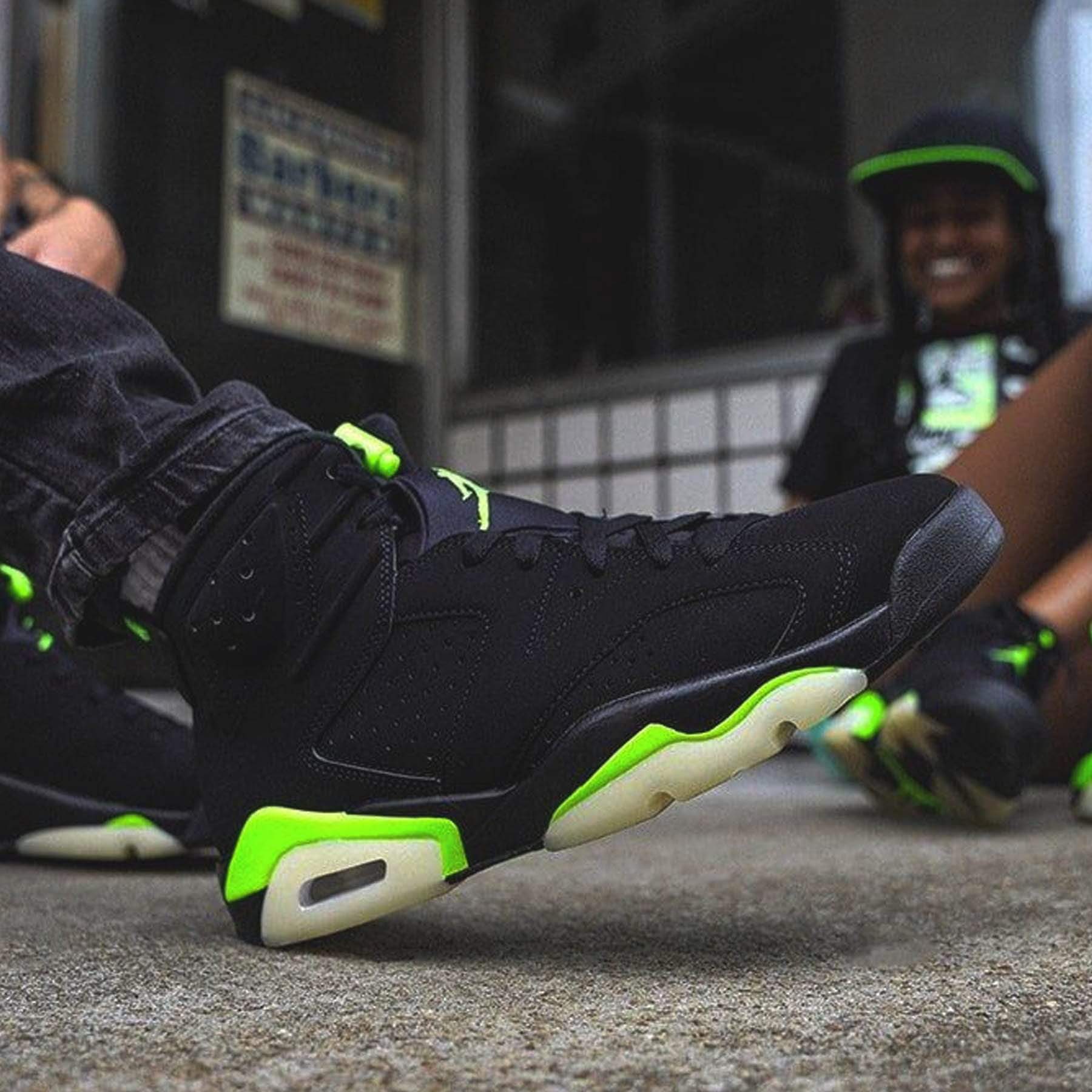 Air Jordan 6 Retro 'Electric Green' - Image 7