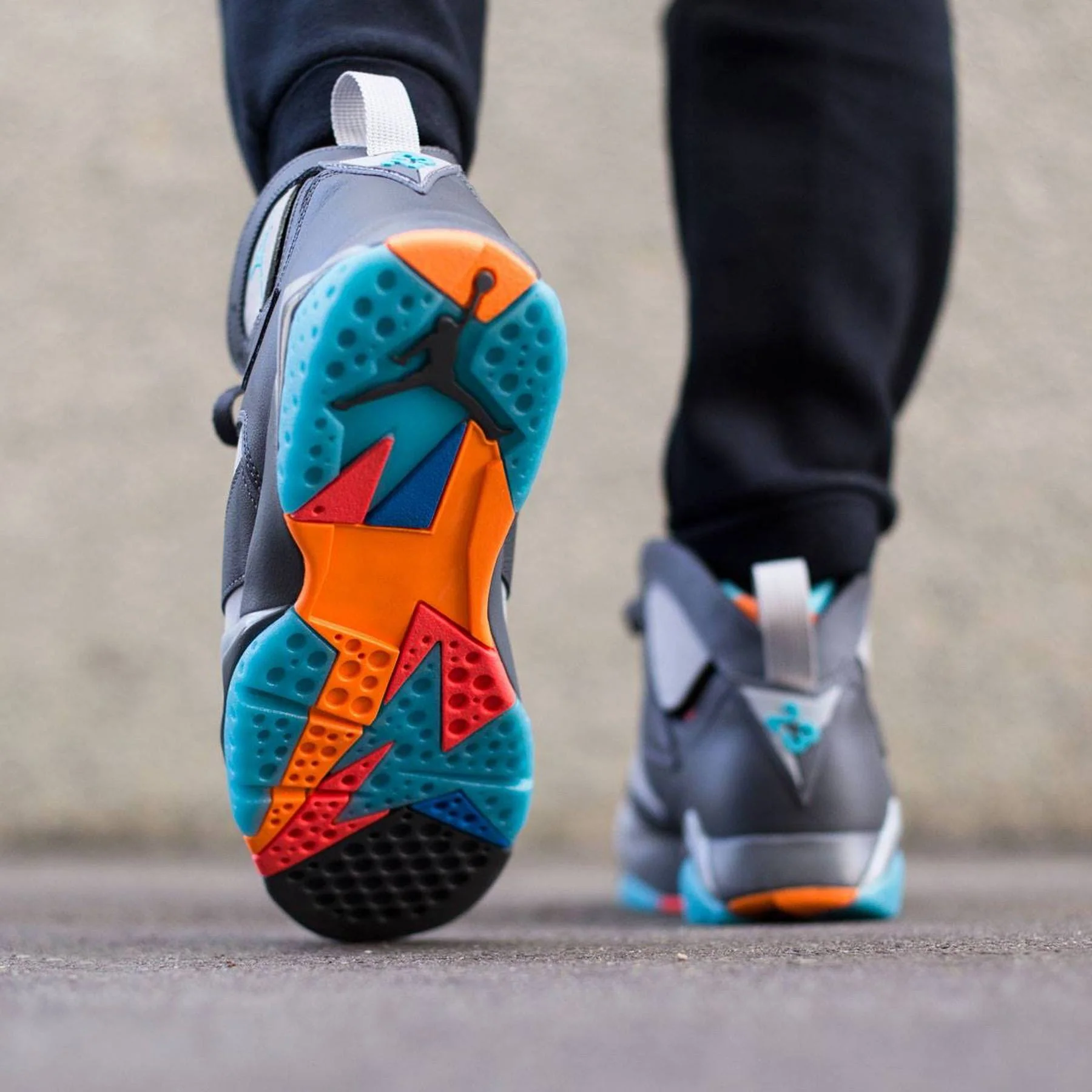 Air Jordan 7 Retro 'Barcelona Days' - Image 7