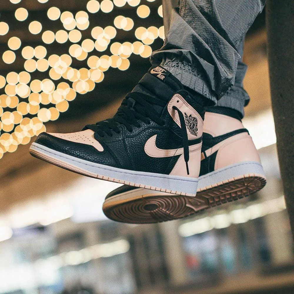Air Jordan 1 Retro High OG GS 'Crimson Tint' - Image 6