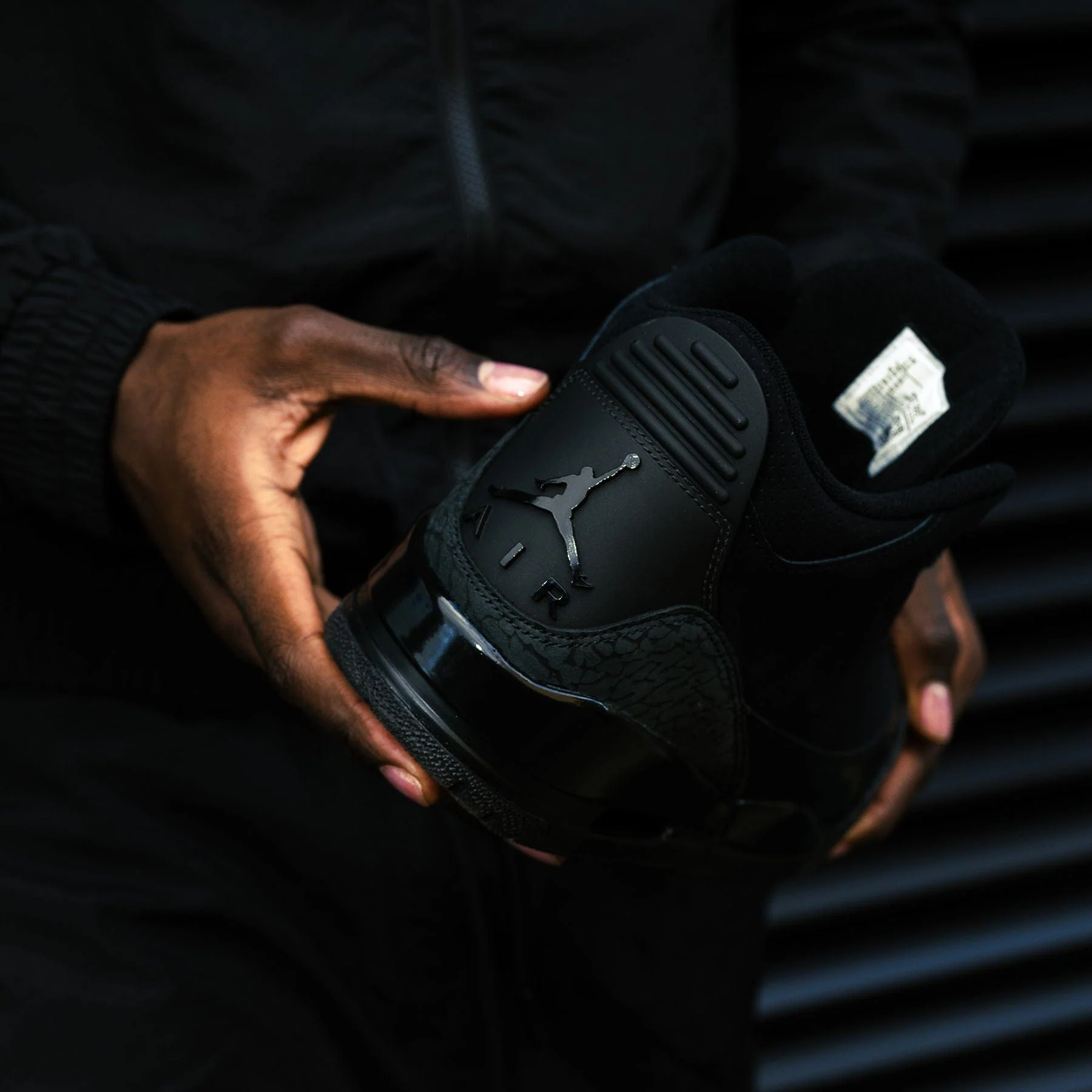 Air Jordan 3 Retro 'Black Cat' 2025 - Image 9
