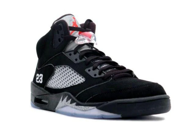 Air Jordan 5 Retro 'Black Metallic Silver' - Image 4