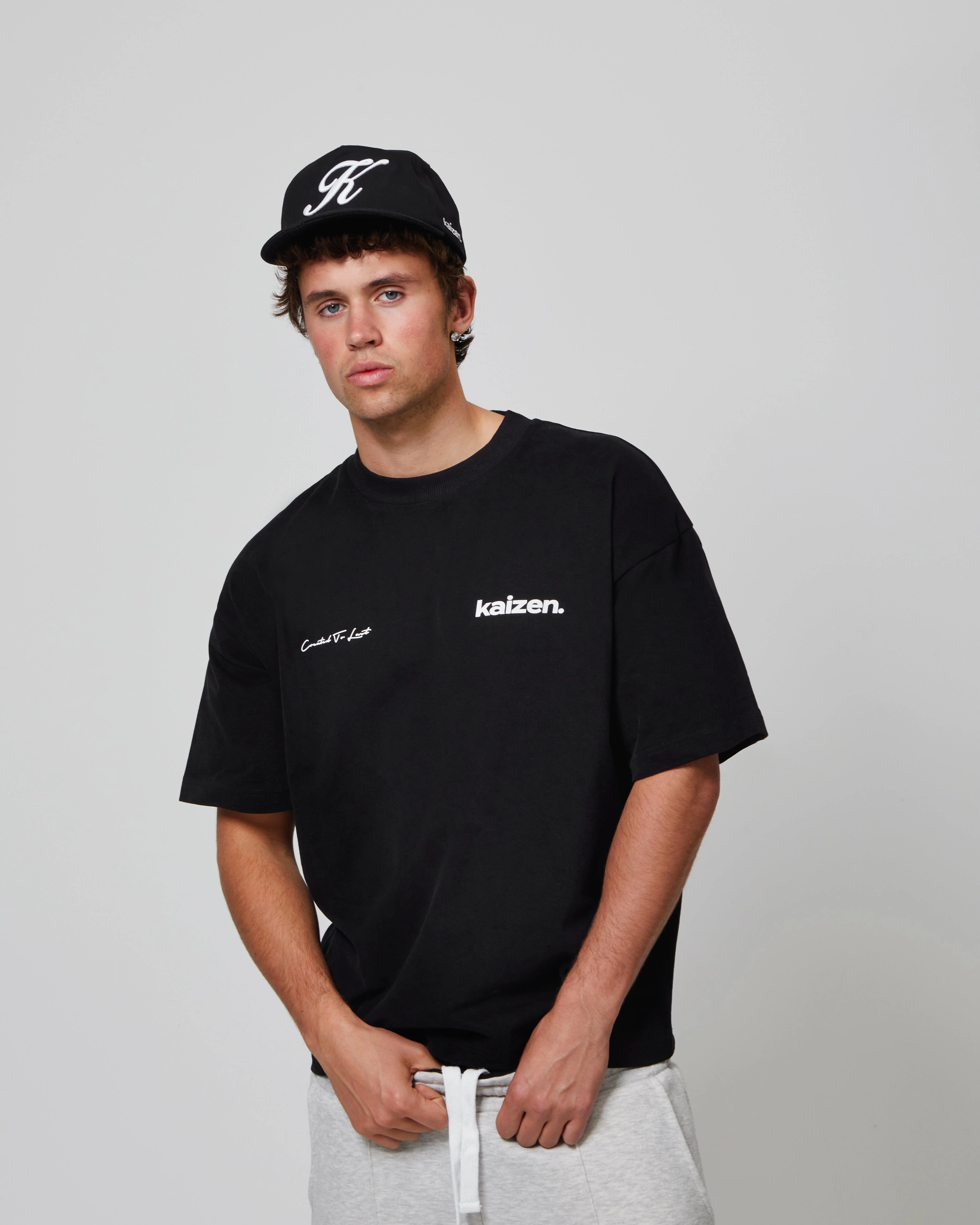 KAIZEN MARKET ARCH TEE BLACK - Image 3