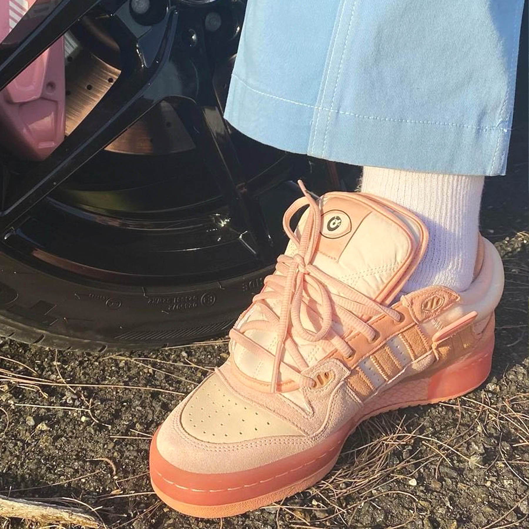 Bad Bunny x adidas Forum Buckle Low ‘Easter Egg’ - Image 8