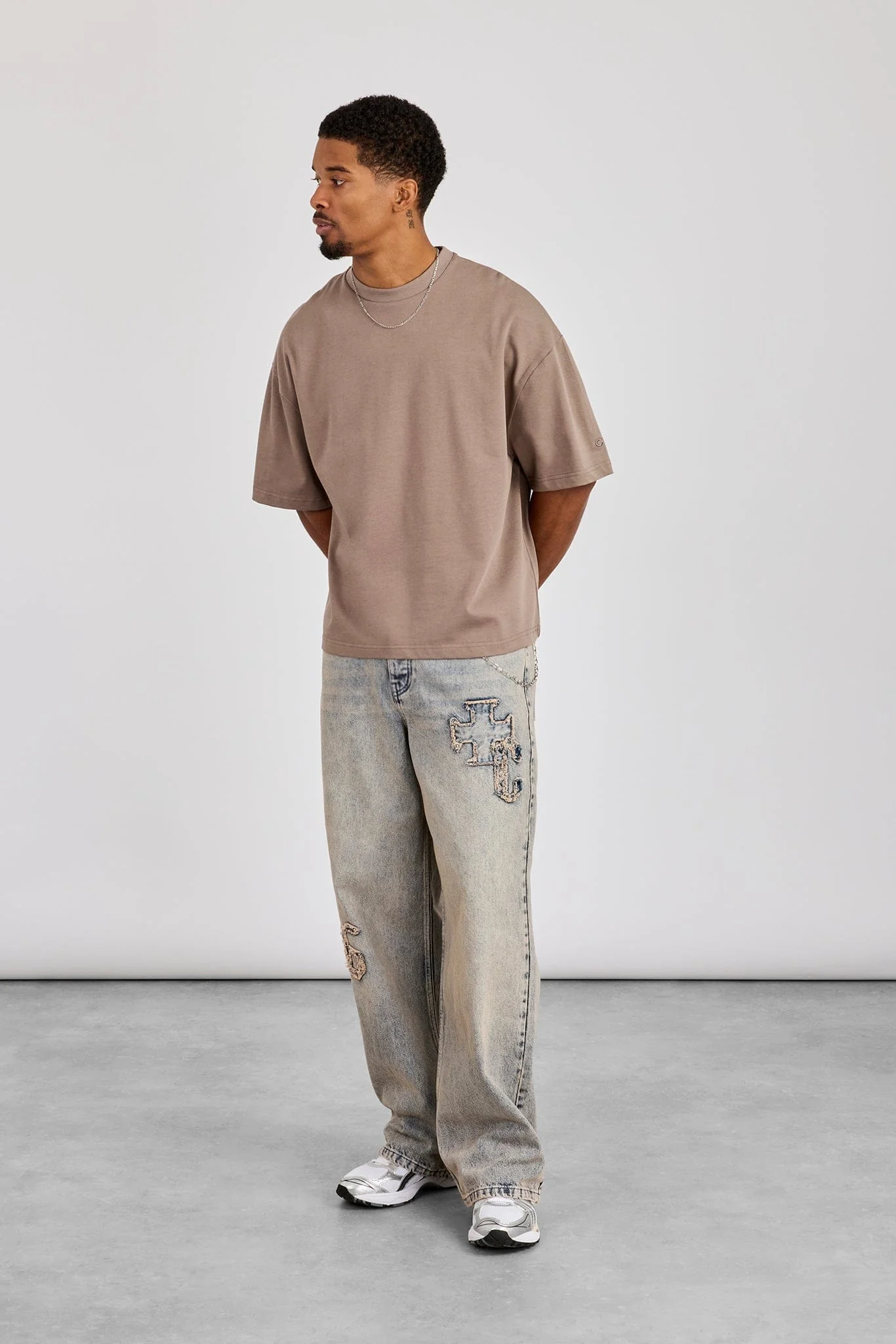 Cernucci Baggy Applique Jean - Antique Wash - Image 2