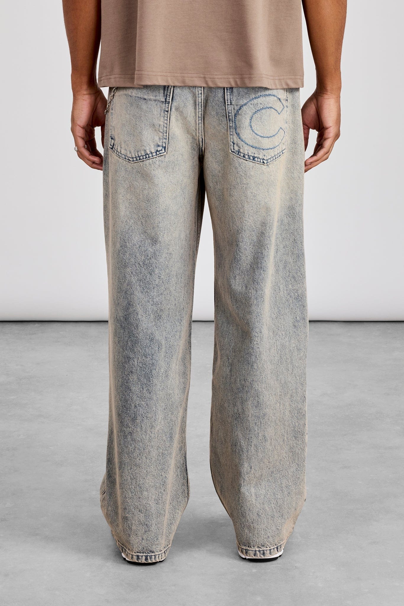 Cernucci Baggy Applique Jean - Antique Wash - Image 4
