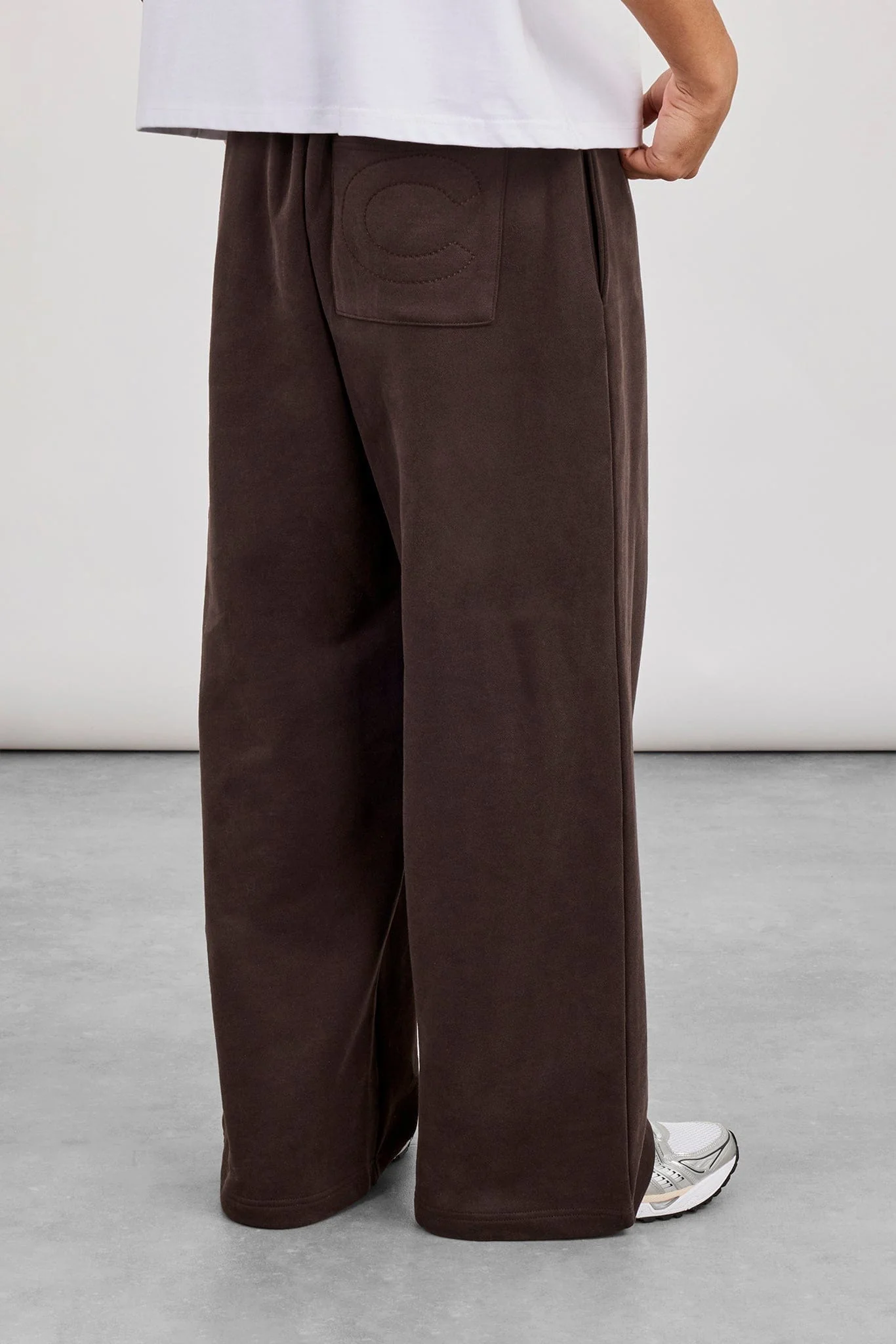 Cernucci Baggy Fit Jogger - Coffee - Image 3