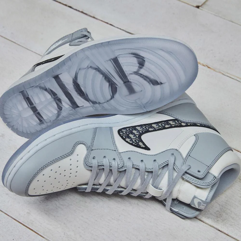 Dior x Air Jordan 1 High - Image 11