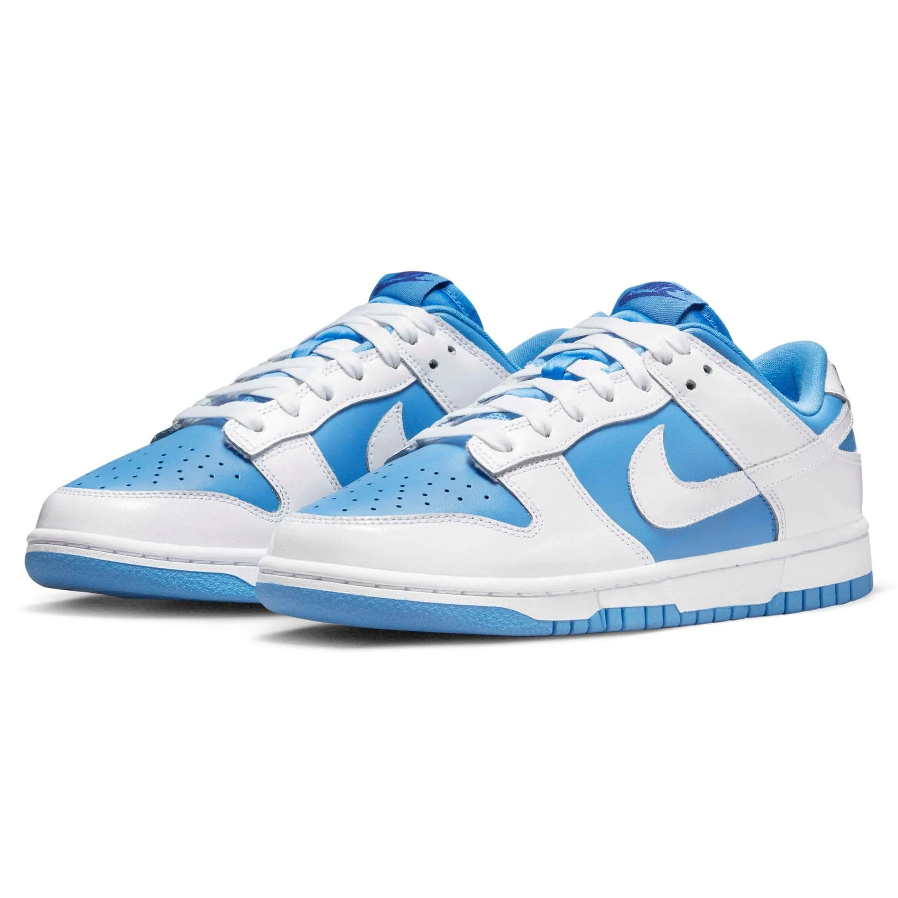 Nike Dunk Low Wmns 'Reverse UNC' - Image 2