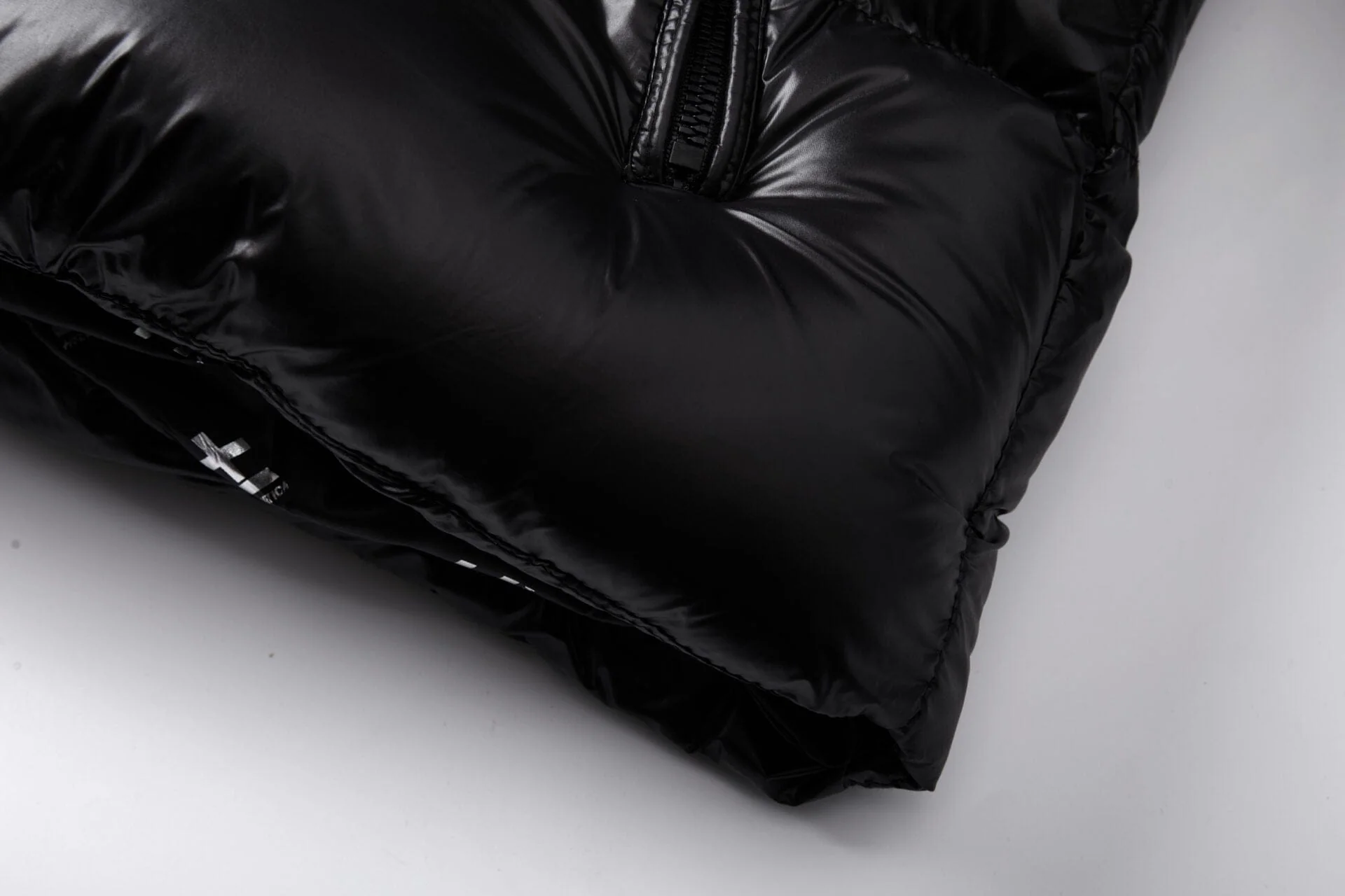 Helvetica Mountain Pioneers Edge Hooded Down Jacket - Image 13