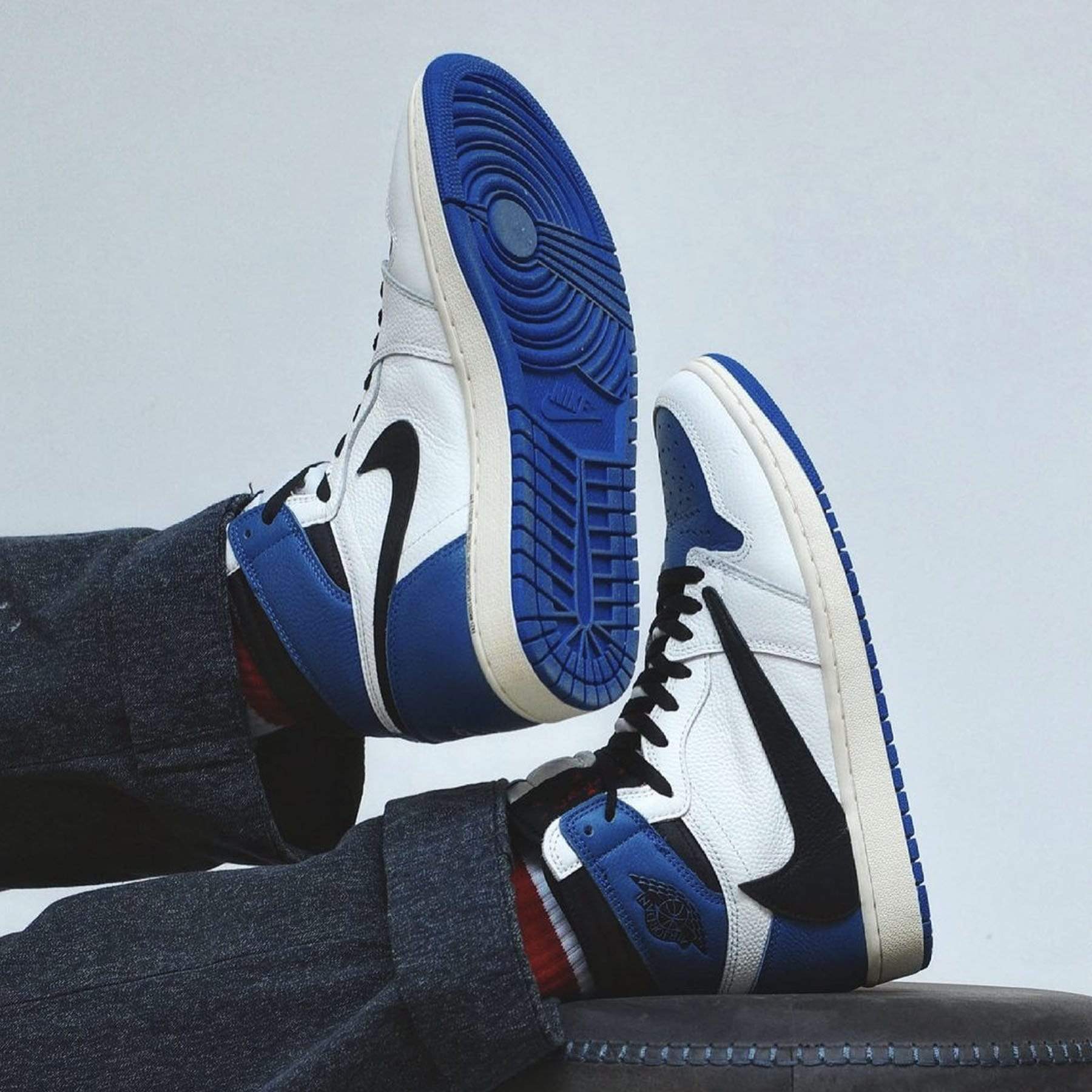 Fragment Design x Travis Scott x Air Jordan 1 Retro High - Image 10
