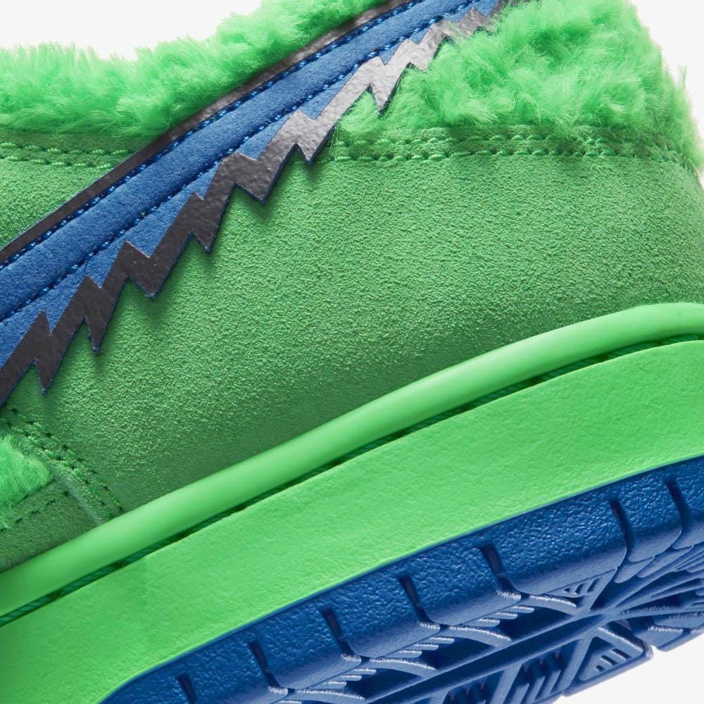 Grateful Dead x Nike Dunk Low SB 'Green Bear' - Image 6