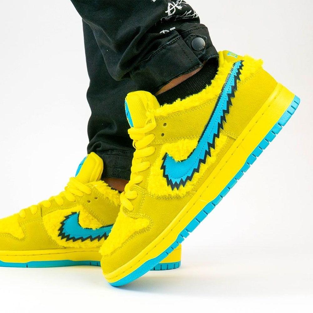 Grateful Dead x Nike Dunk Low SB 'Yellow Bear' - Image 6