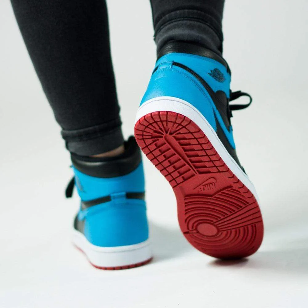 Air Jordan 1 UNC To Chicago Womens - Image 6