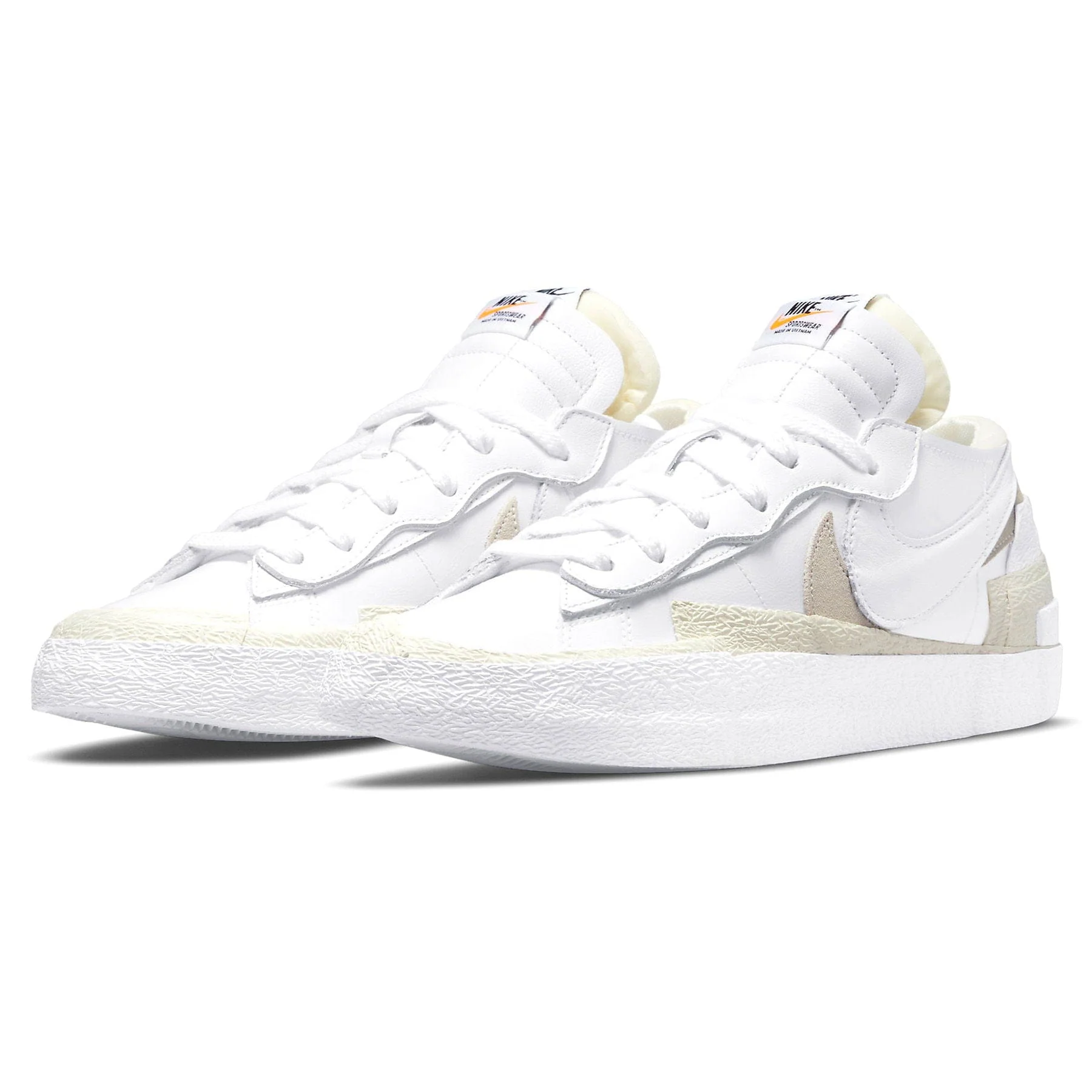 Kaws x sacai x Nike Blazer Low 'White Patent' - Image 2