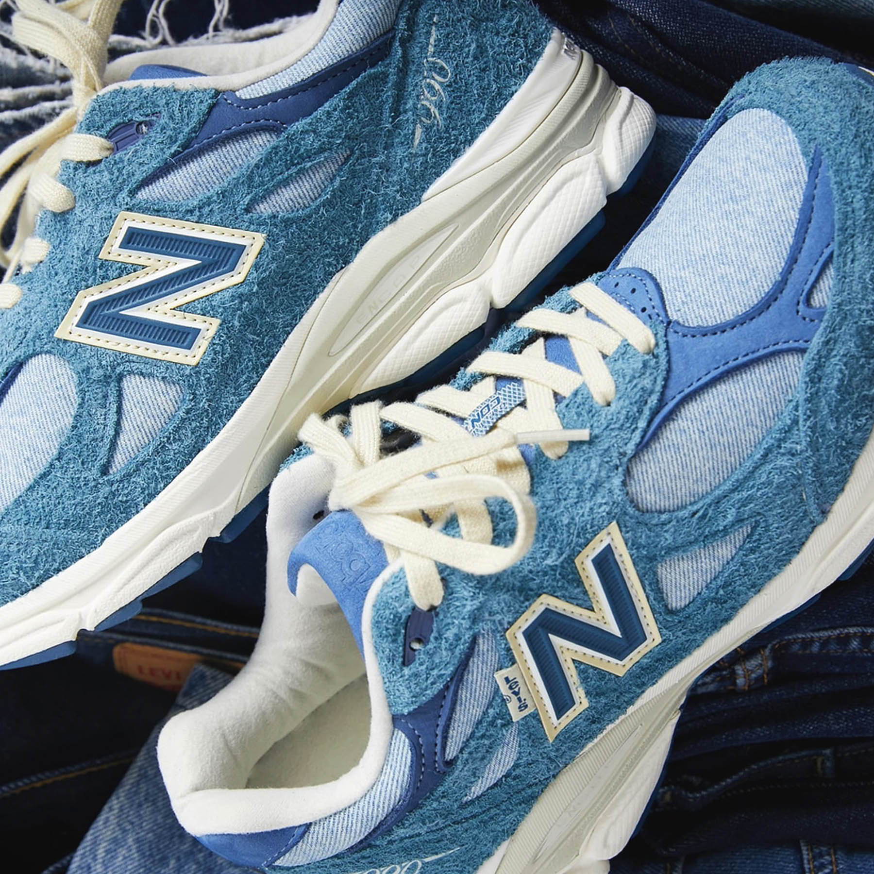 Levi’s x New Balance 990v3 Made In USA 'Mallard Blue' - Image 7