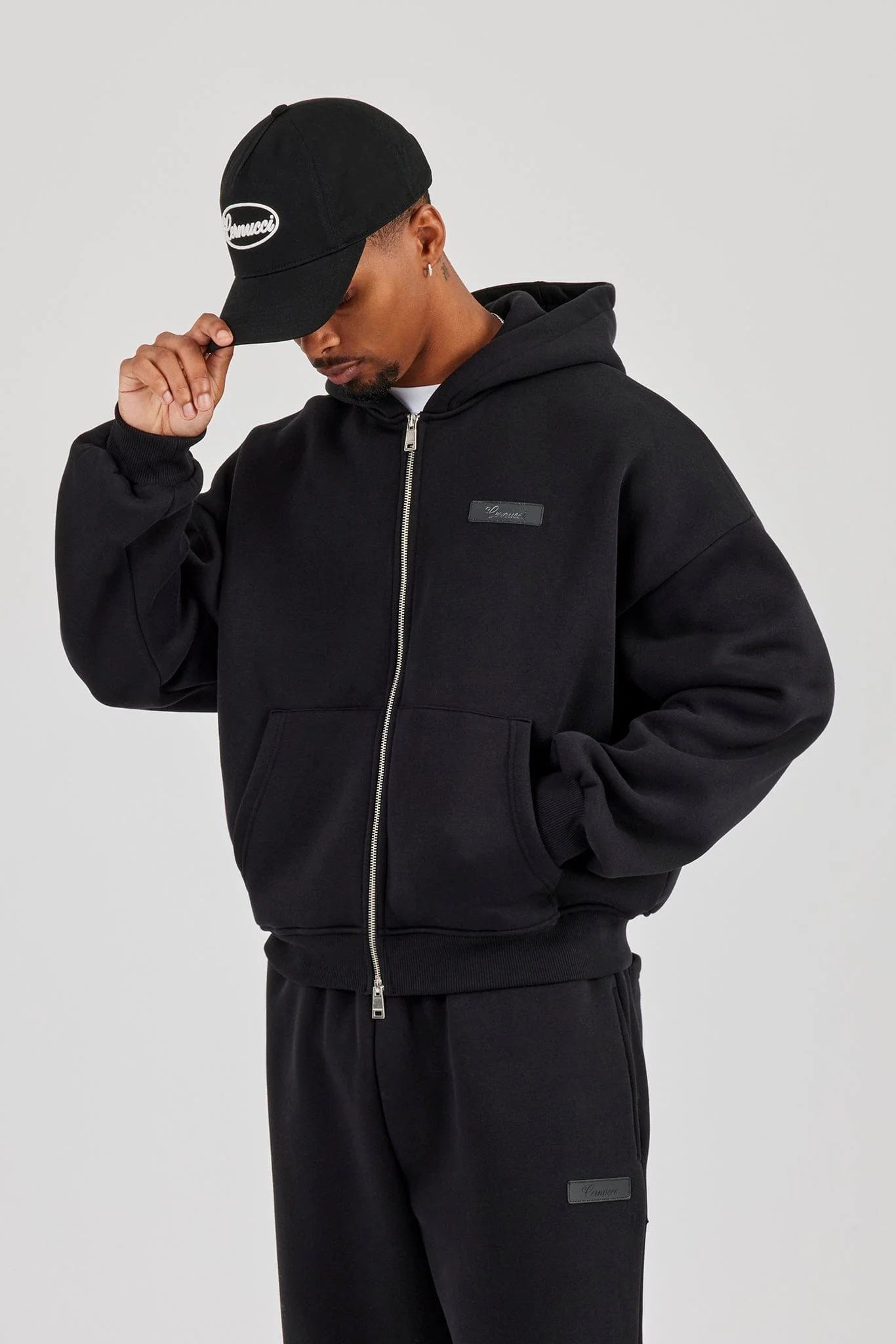Cernucci Logo Tab Zip Hoodie  Black - Image 3
