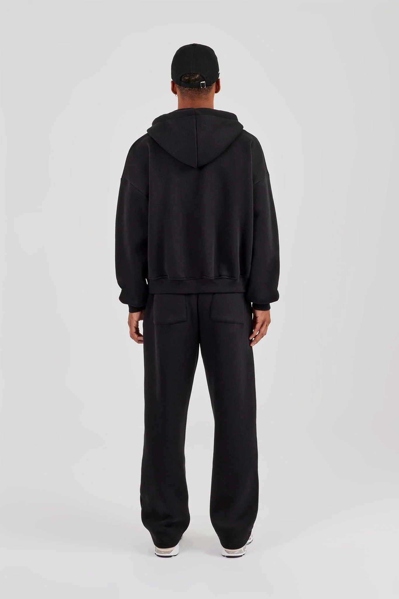 Cernucci Logo Tab Zip Hoodie & Relaxed Jogger - Black - Image 3
