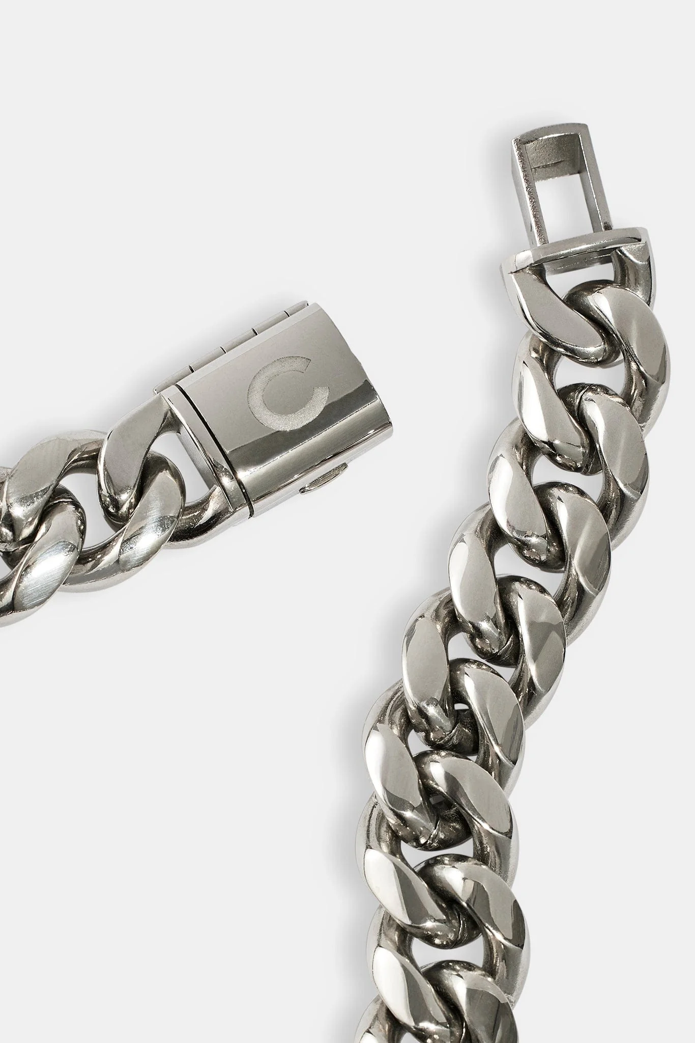 Cernucci Miami Cuban Link Bracelet - 12mm - White - Image 3