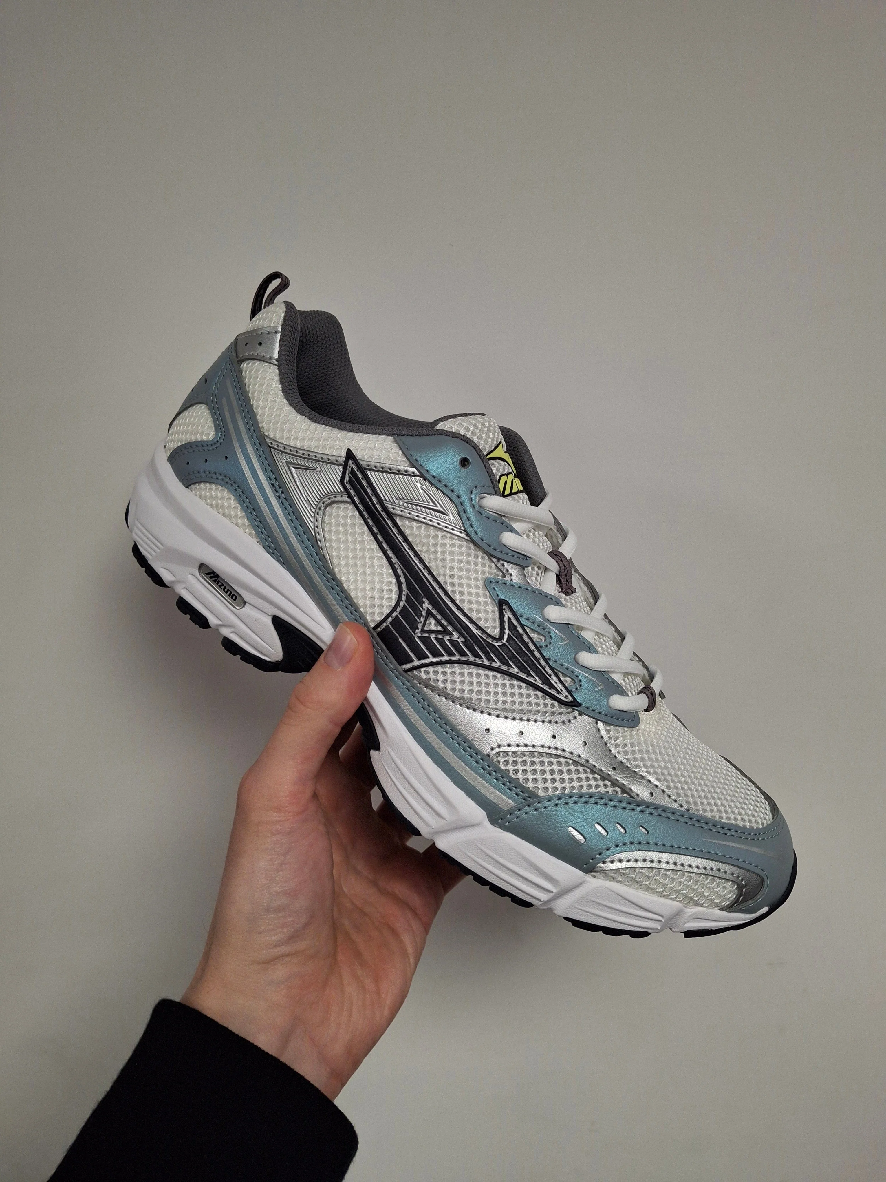Mizuno MXR Sport 'Snow White Salute Slate' - Image 3
