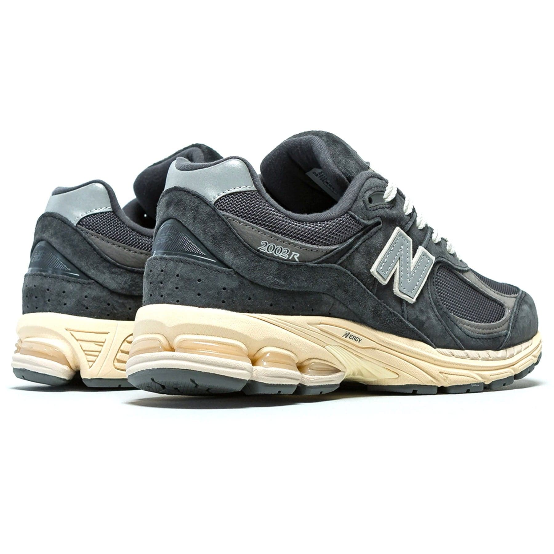 New Balance 2002R 'Black Dark Grey' - Image 2