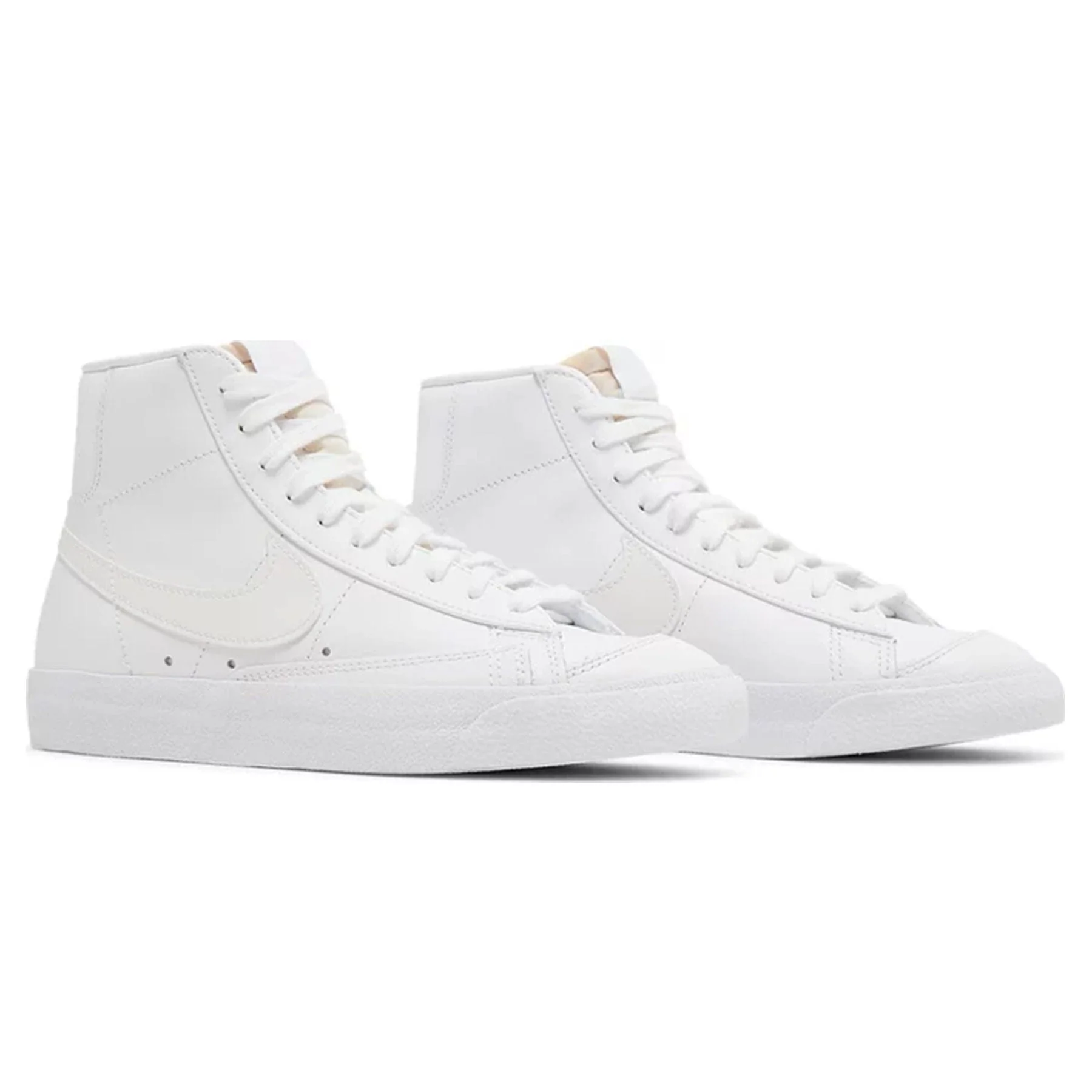 Nike Blazer '77 Vintage Mid Wmns 'Triple White' - Image 3