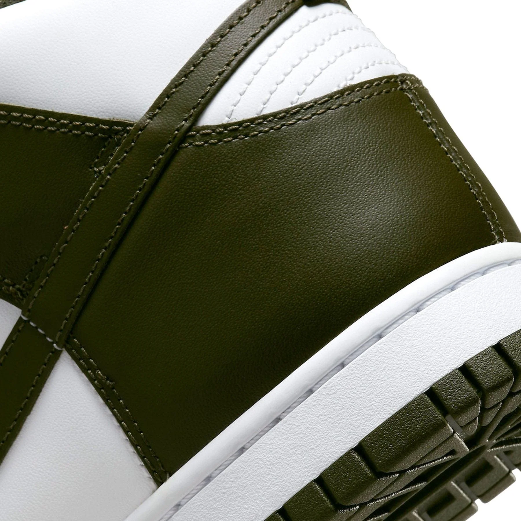 Nike Dunk High 'Cargo Khaki' - Image 7