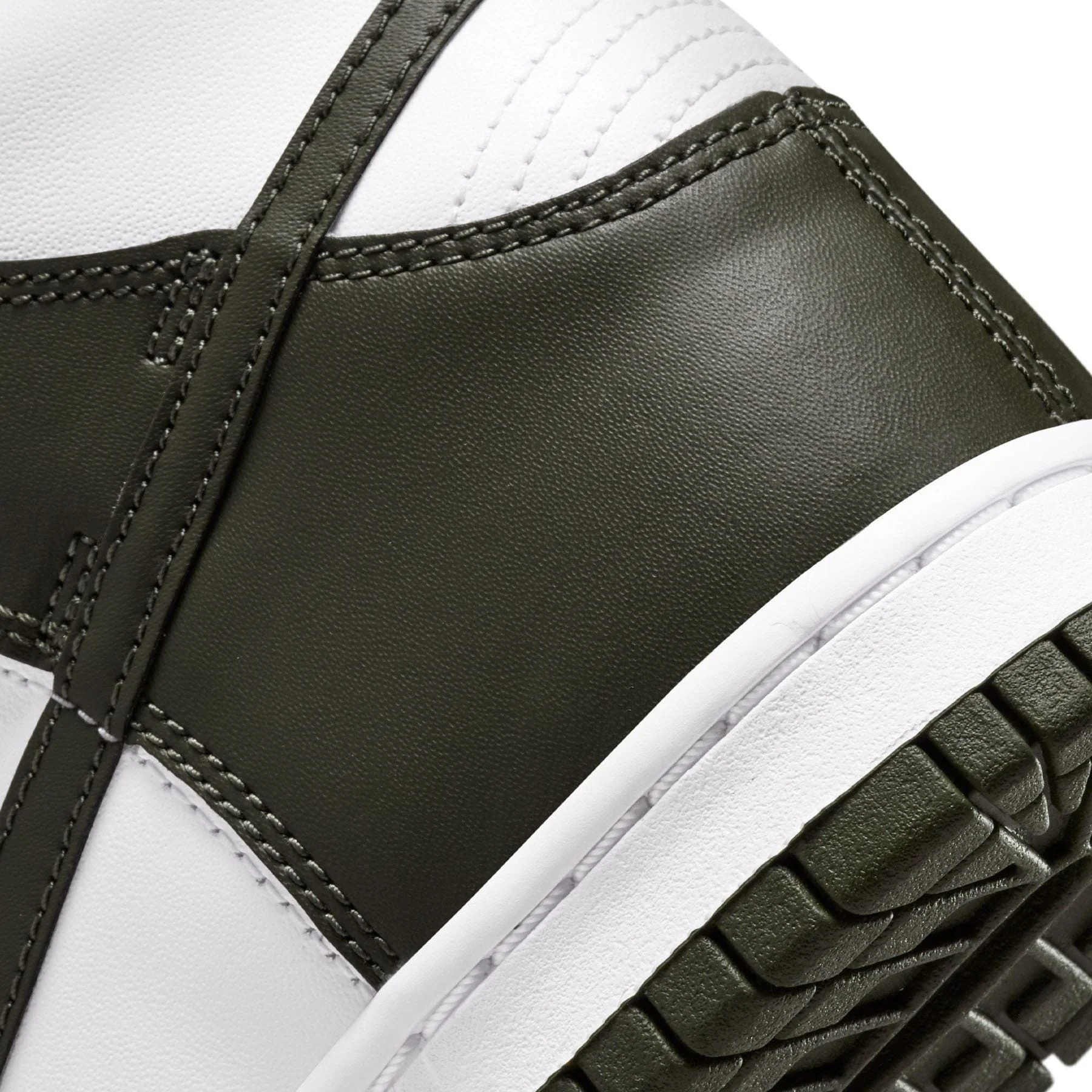 Nike Dunk High GS 'Cargo Khaki' - Image 7
