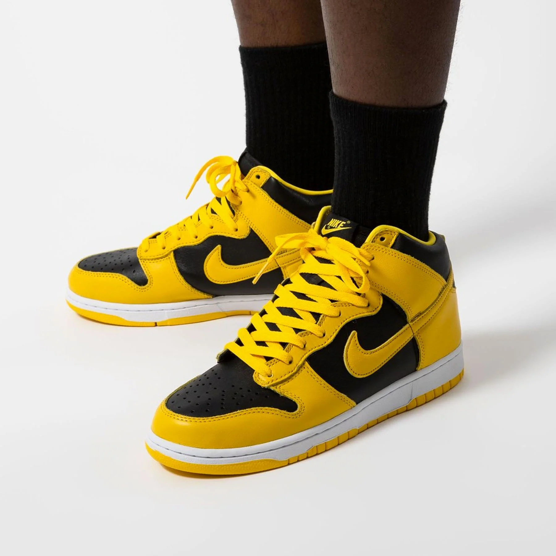Nike Dunk High SP 'Iowa' 2020 - Image 8
