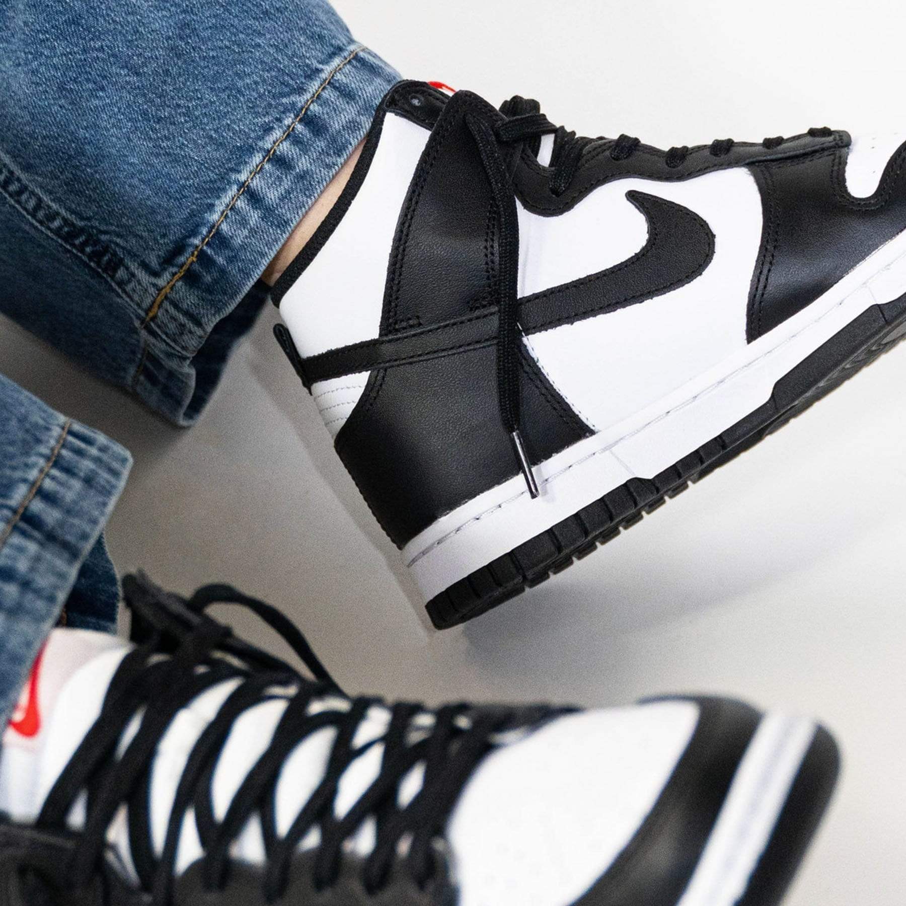 Nike Dunk High Wmns 'Black White' - Image 7