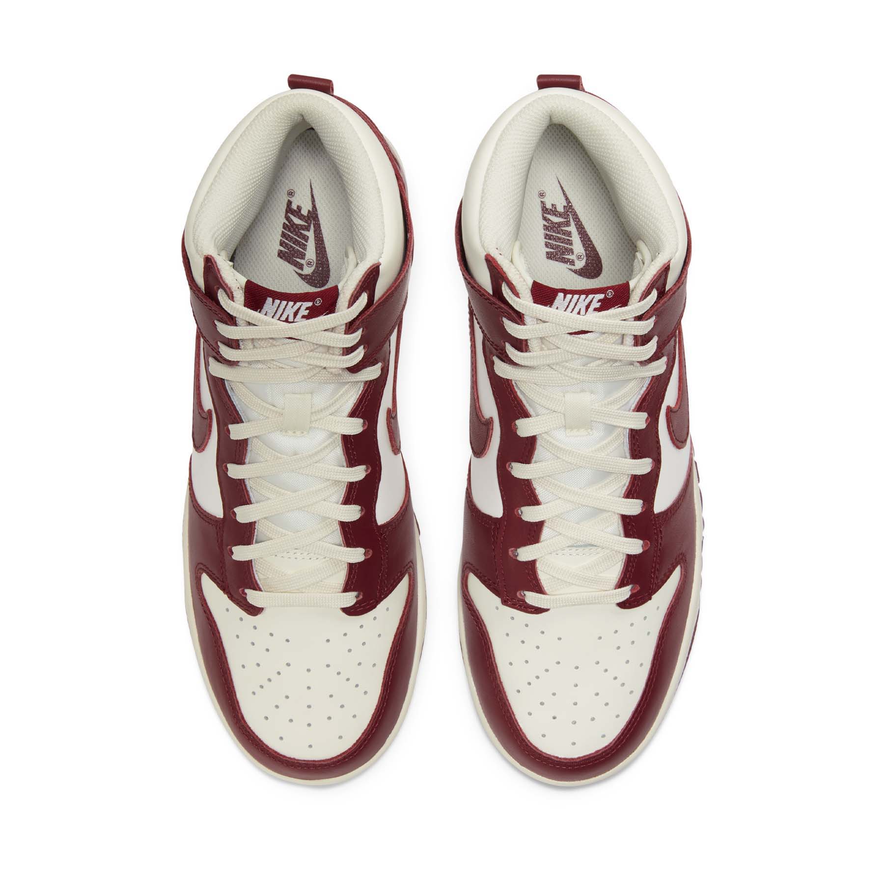Nike Dunk High Wmns 'Team Red' - Image 3