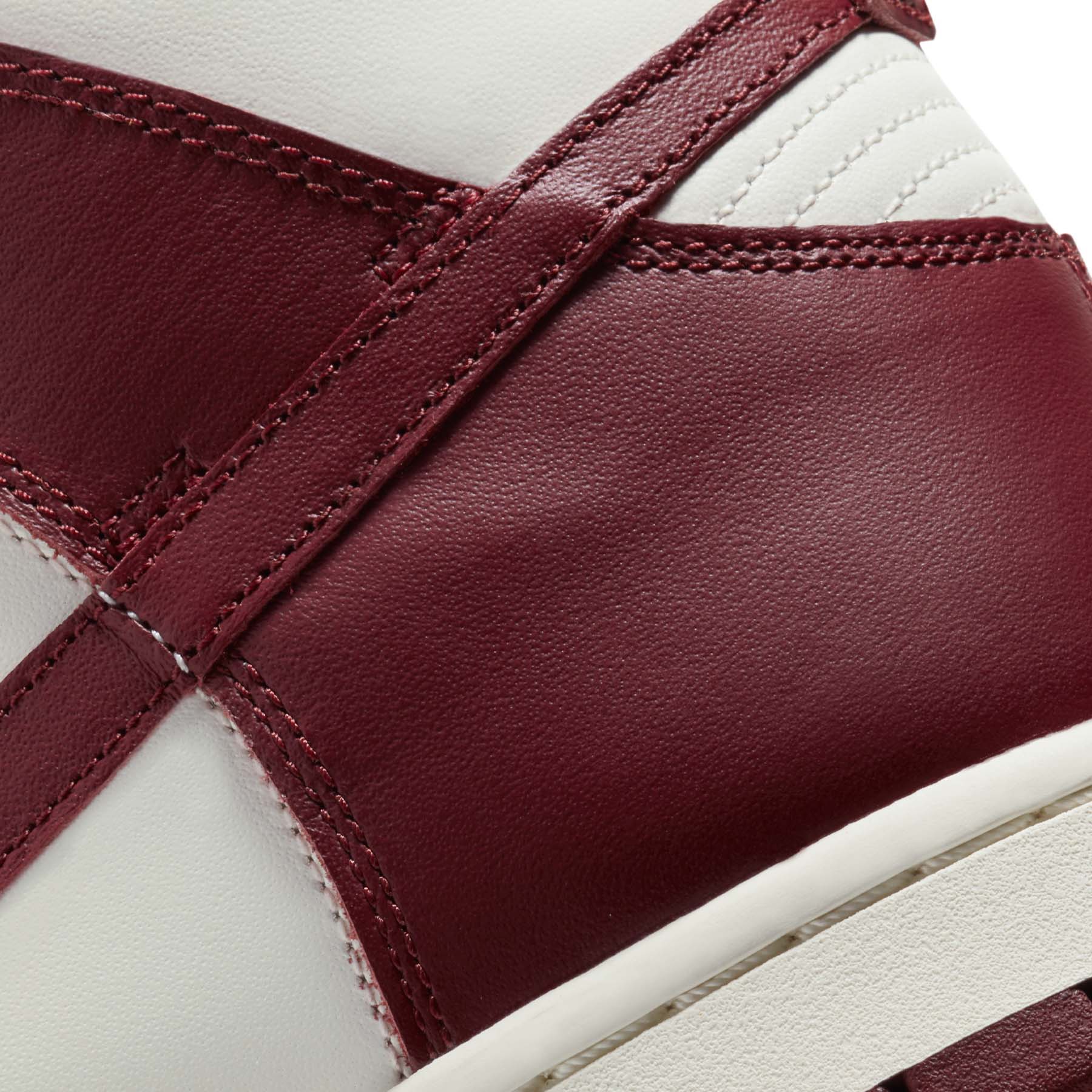 Nike Dunk High Wmns 'Team Red' - Image 7