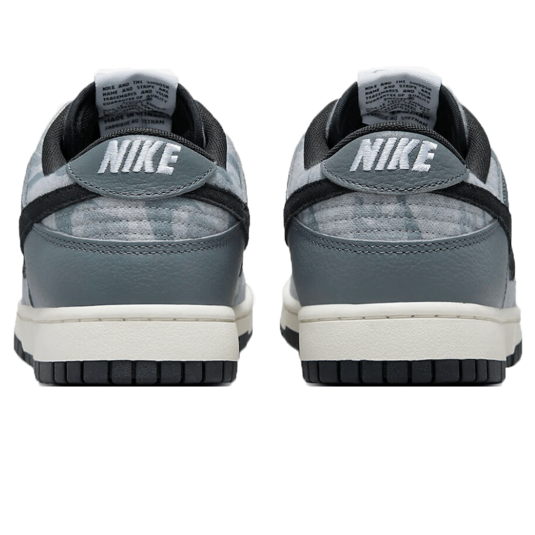 Nike Dunk Low 'Copy Paste' - Image 3
