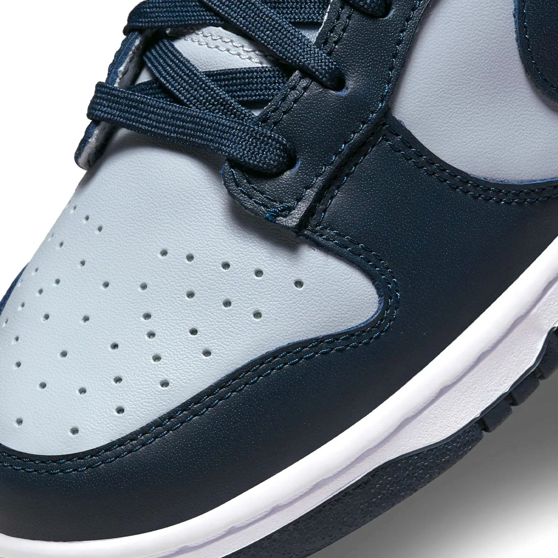 Nike Dunk Low 'Georgetown' - Image 6