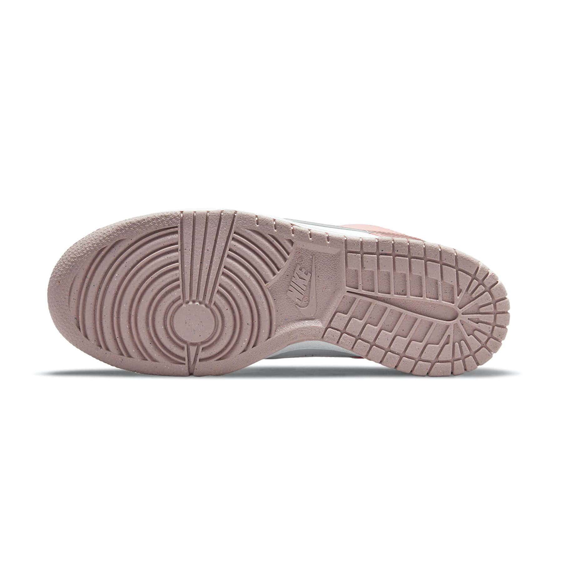 Nike Dunk Low GS 'Pink Velvet' - Image 5