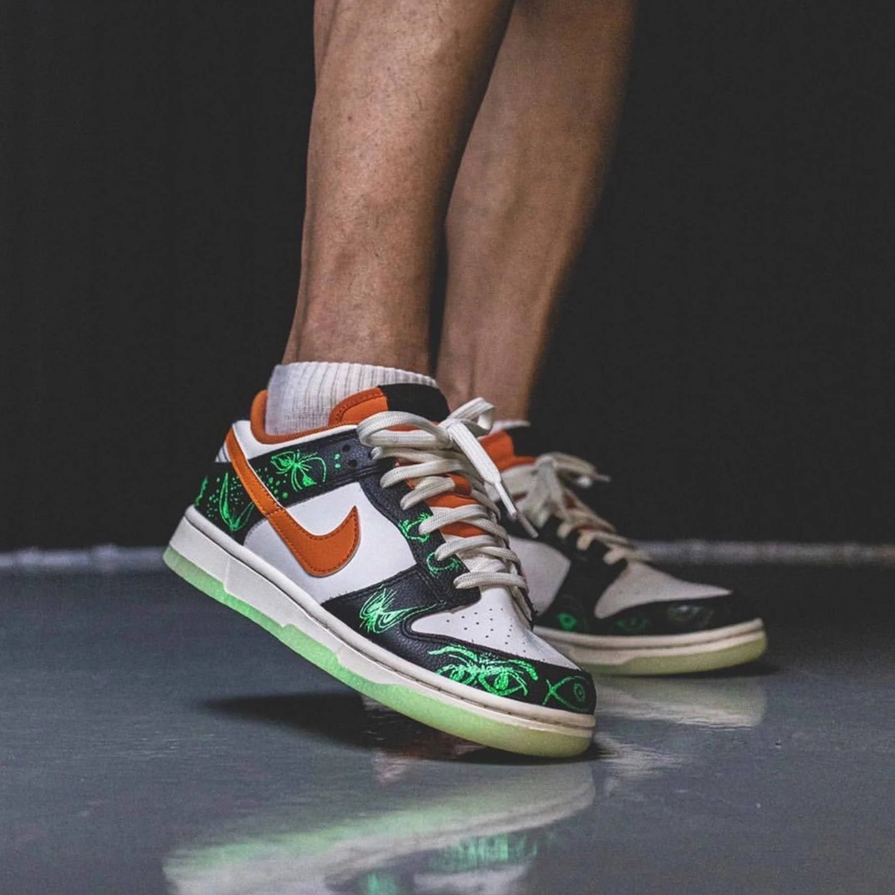 Nike Dunk Low Premium 'Halloween' - Image 9