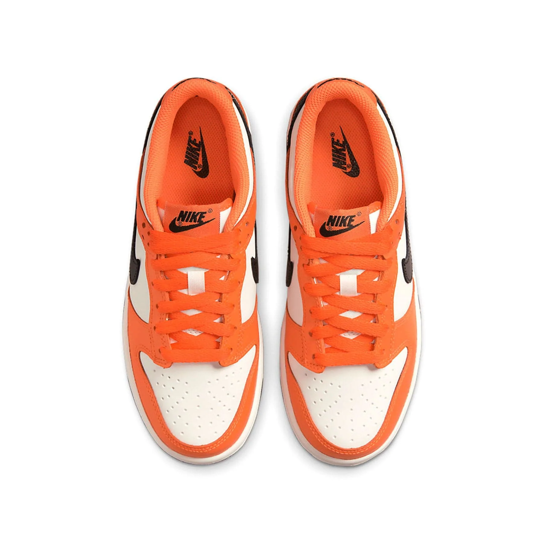Nike Dunk Low GS Halloween 2022 - Image 3