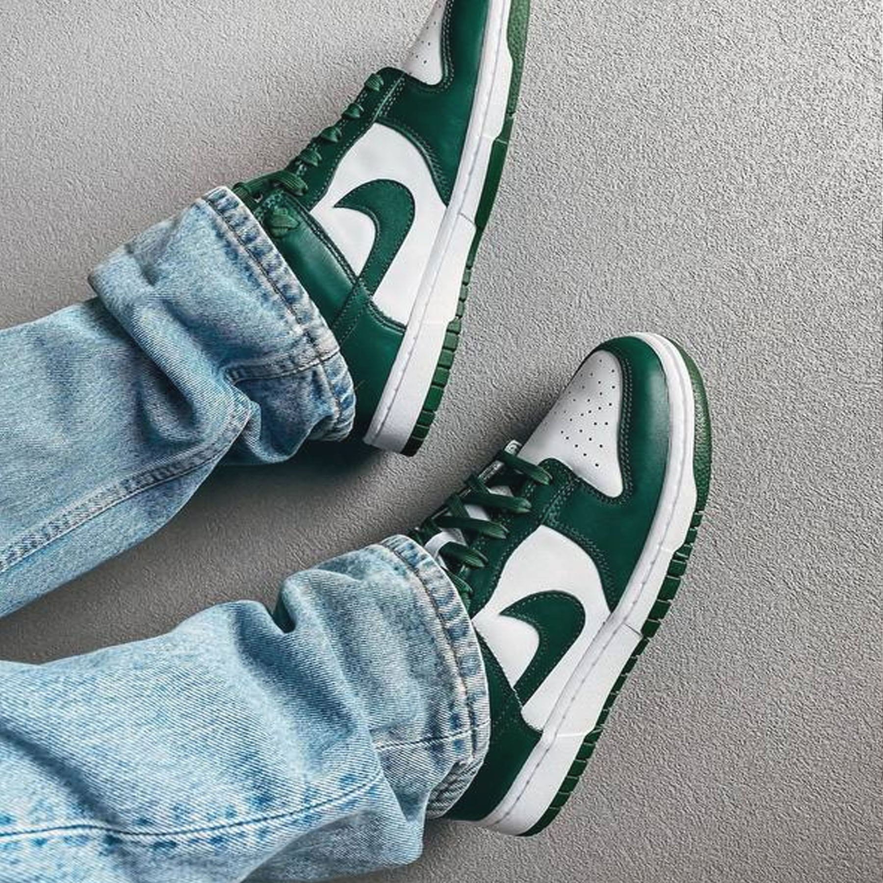 Nike Dunk Low 'Michigan State' - Image 7