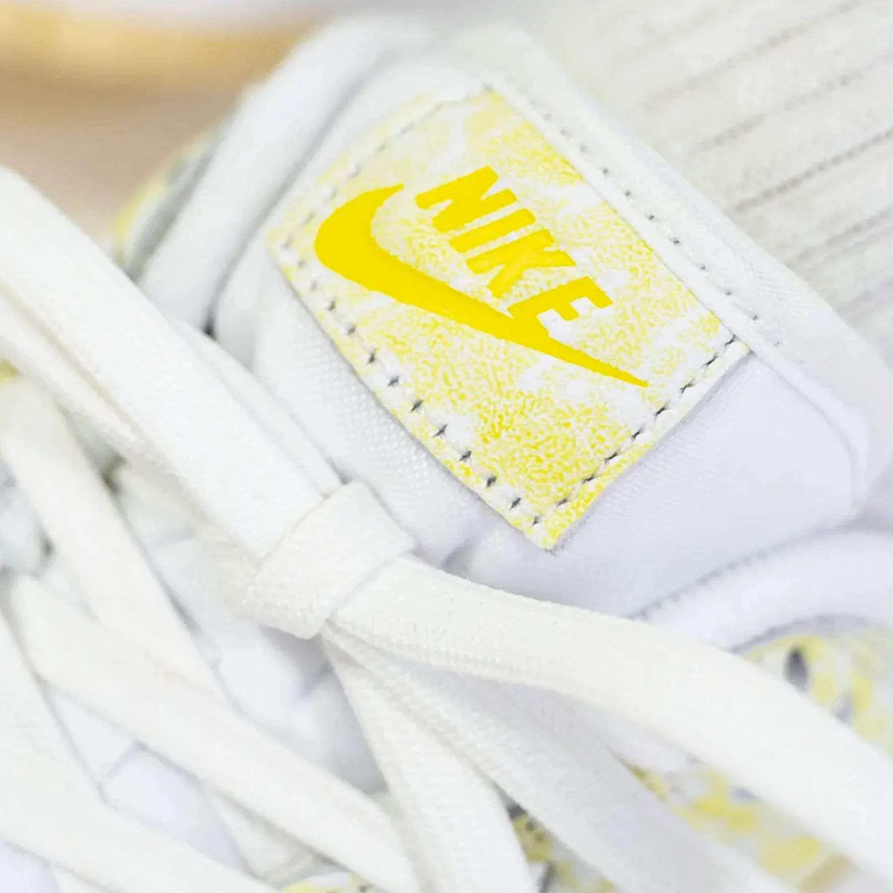 Nike Dunk Low OG Wmns 'Yellow Strike' - Image 6