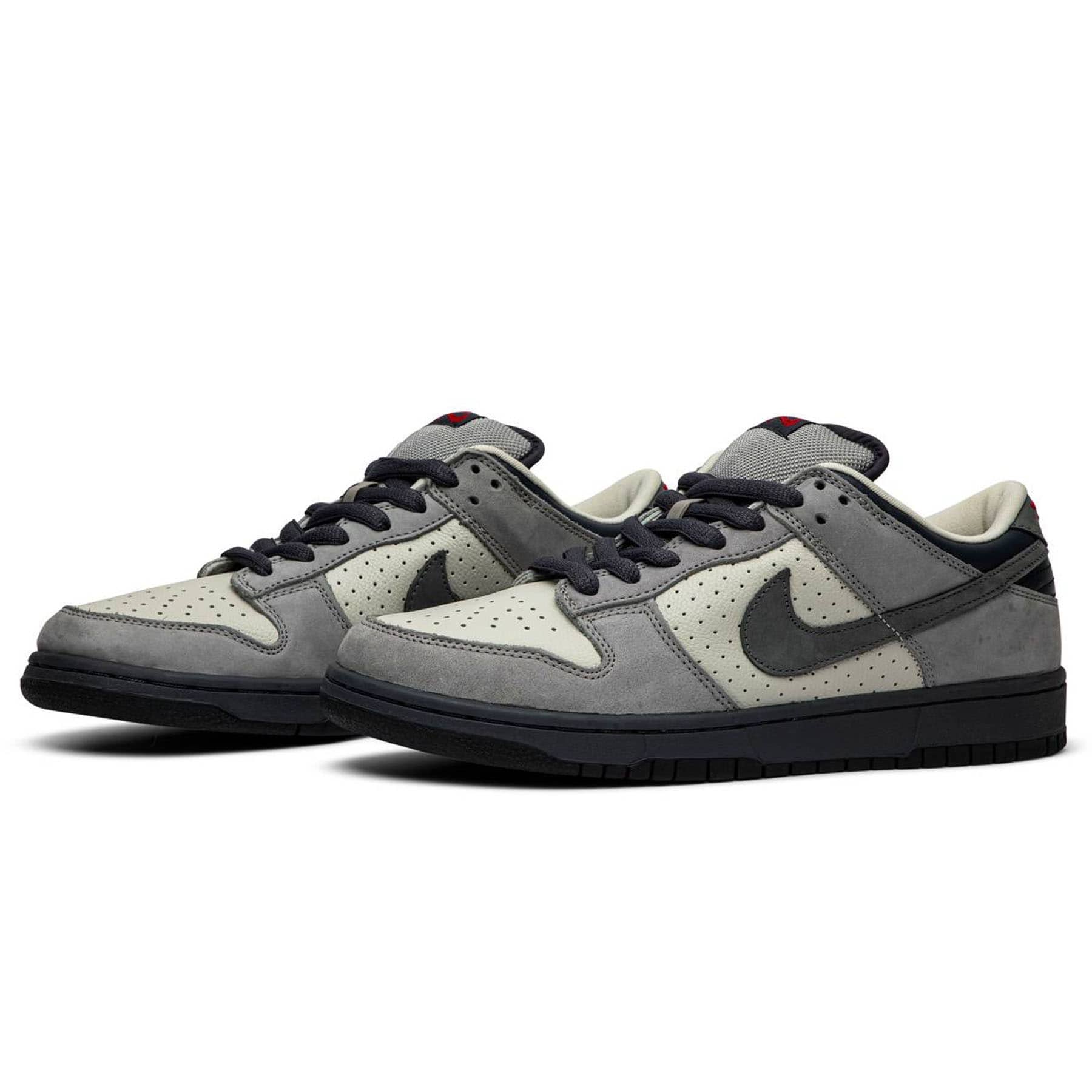 Nike Dunk Low Pro SB 'Band Aid' - Image 2
