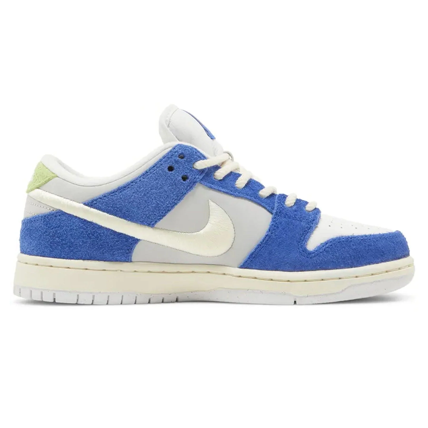Nike Dunk Low Pro SB x Fly Streetwear - Image 2