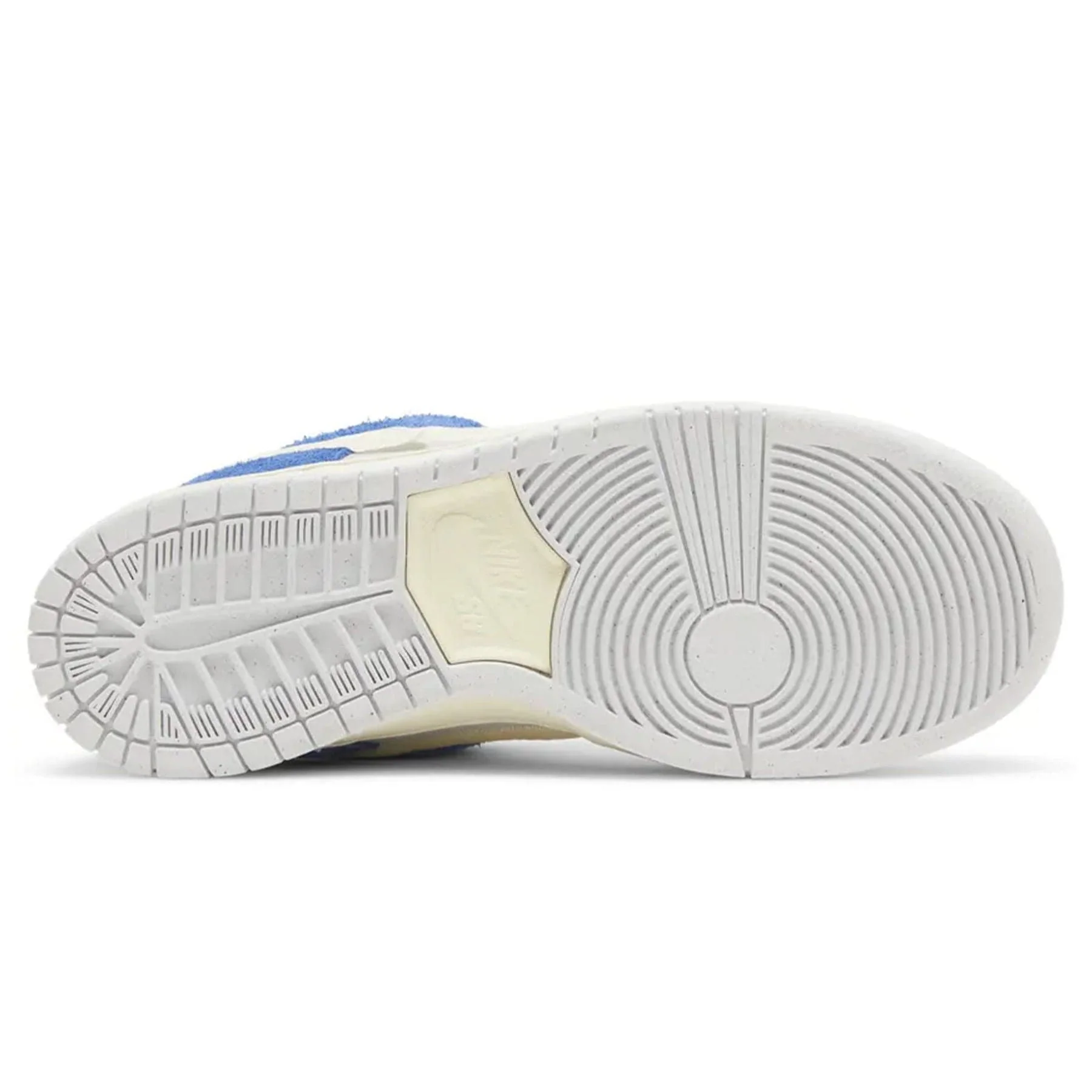 Nike Dunk Low Pro SB x Fly Streetwear - Image 5