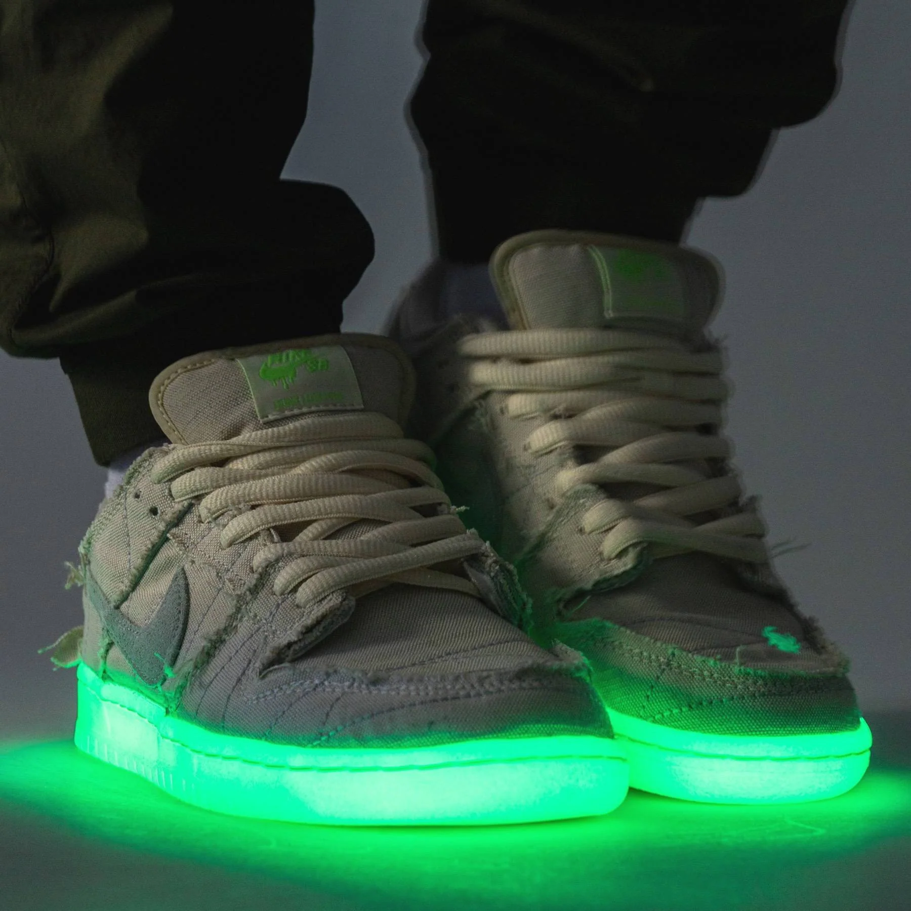 Nike Dunk Low SB 'Mummy' - Image 8
