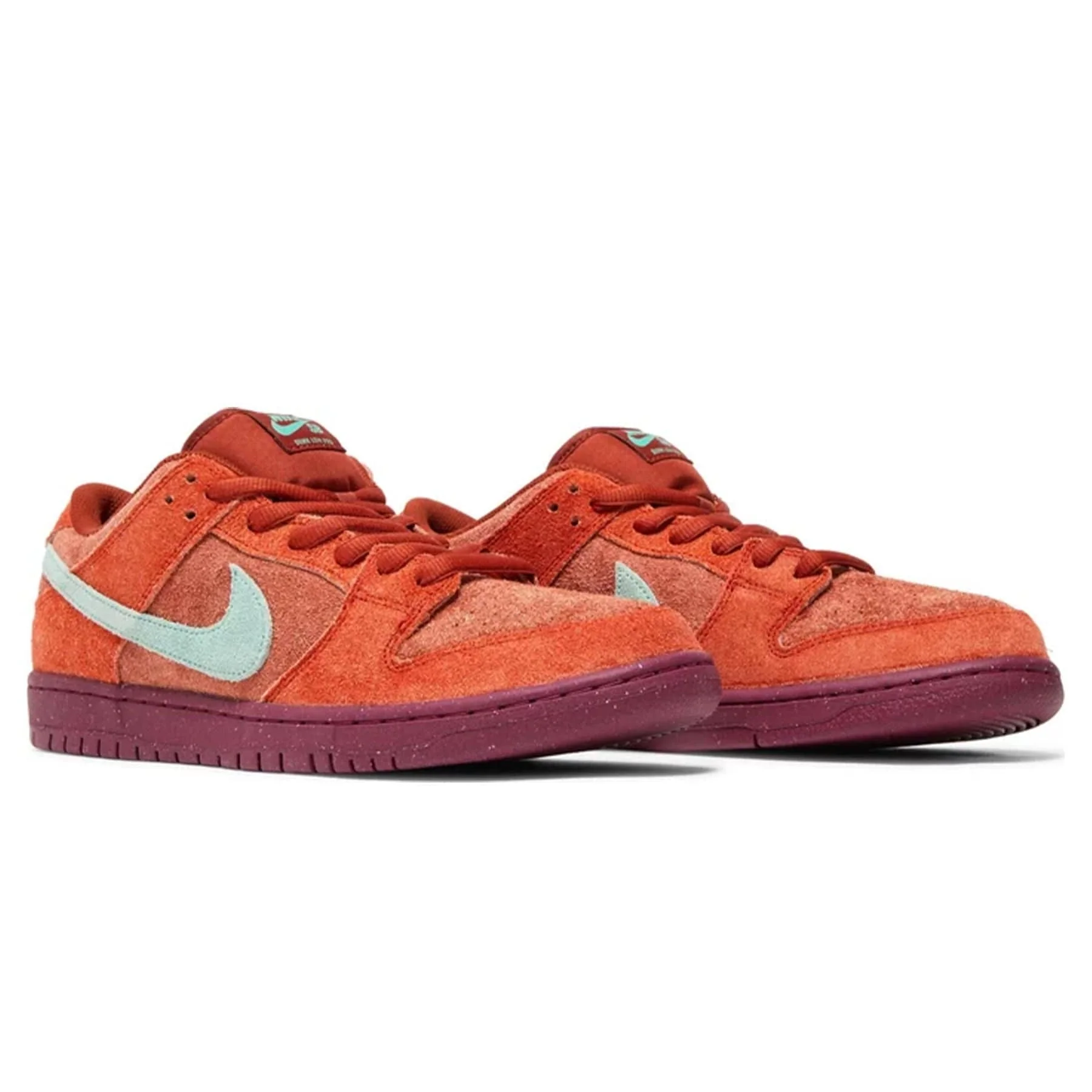 Nike Dunk Low SB 'Mystic Red' - Image 3